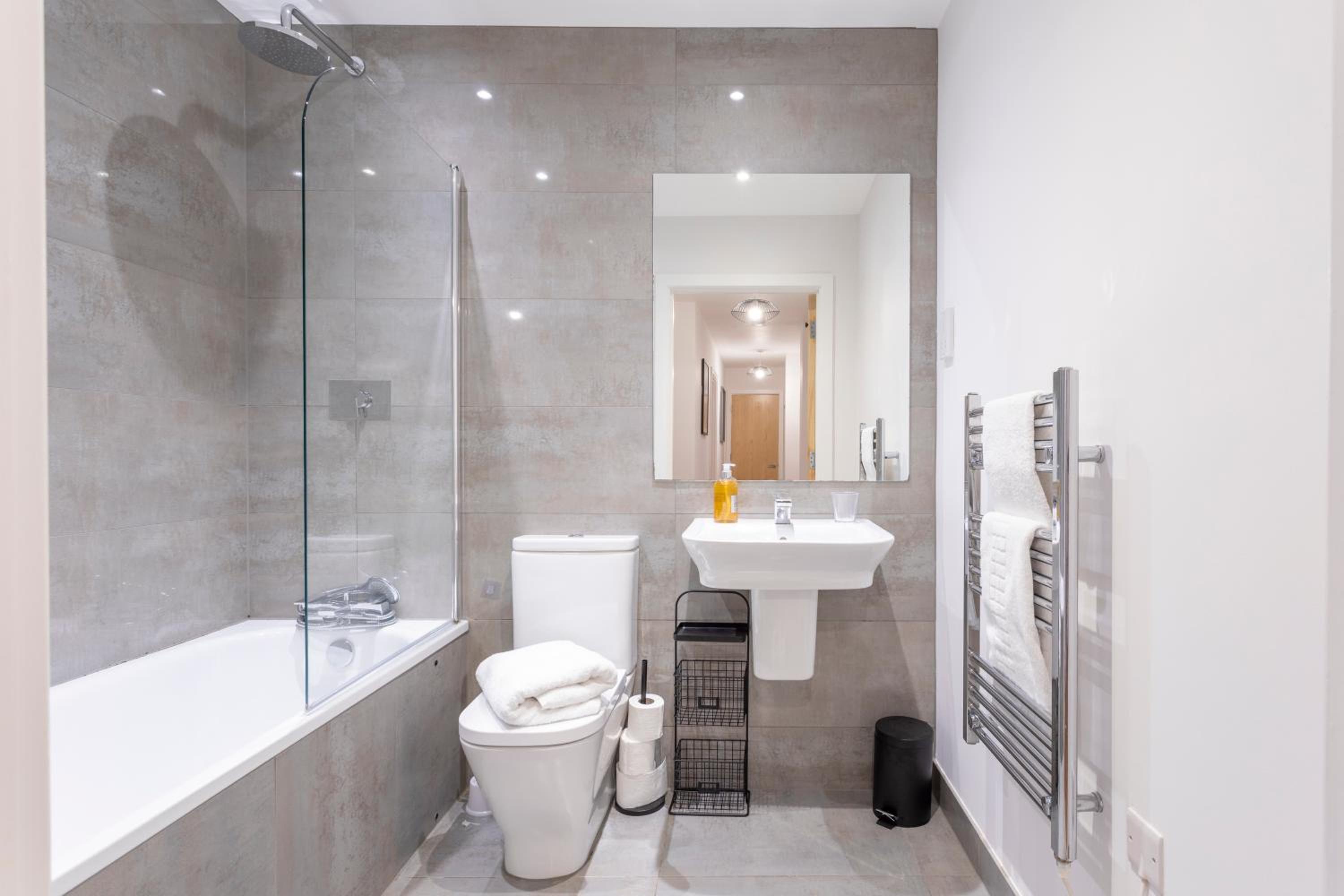 Two-Bedroom Apartment photo 3