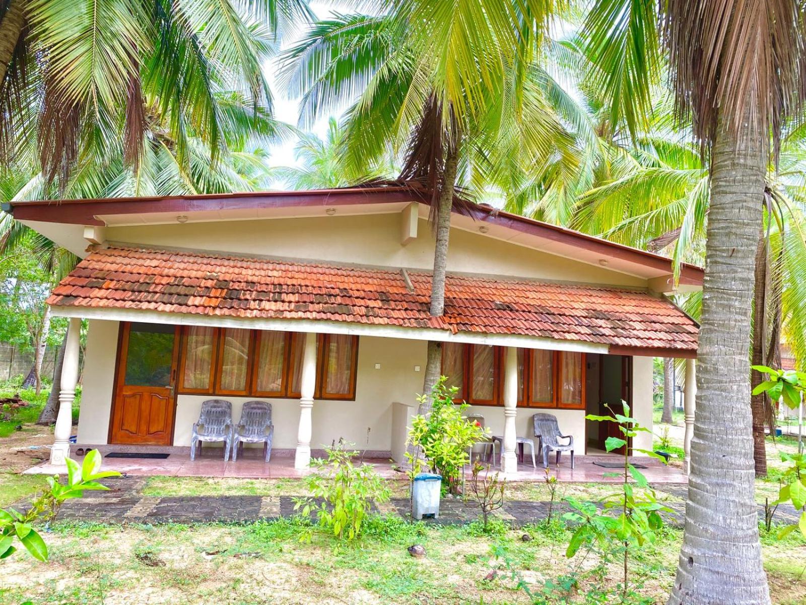 Two-Bedroom House photo 2