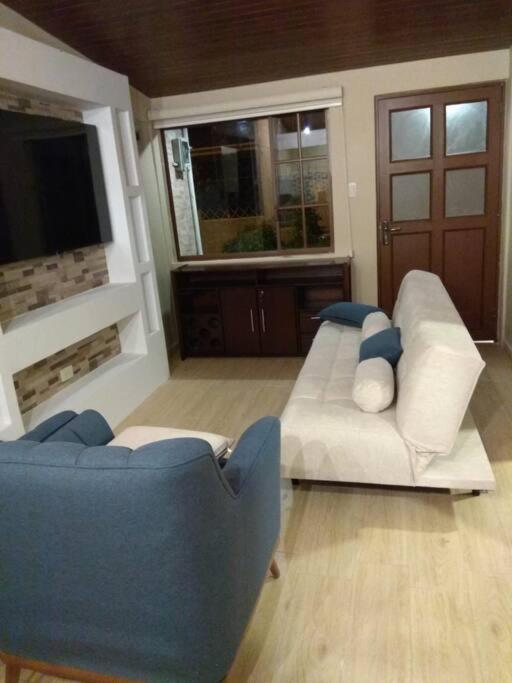 Three-Bedroom House photo 1