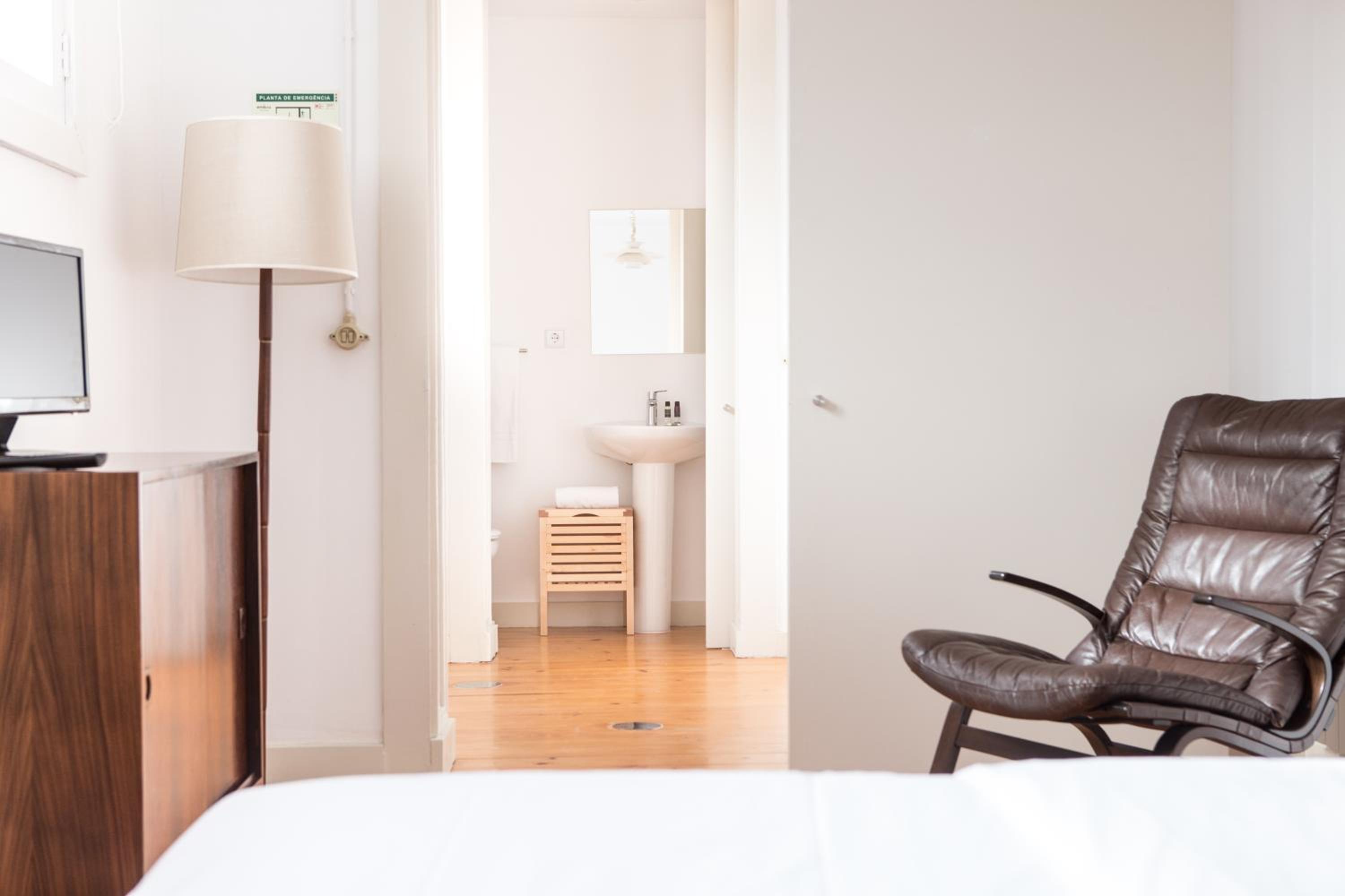 Double Room - Photo 2