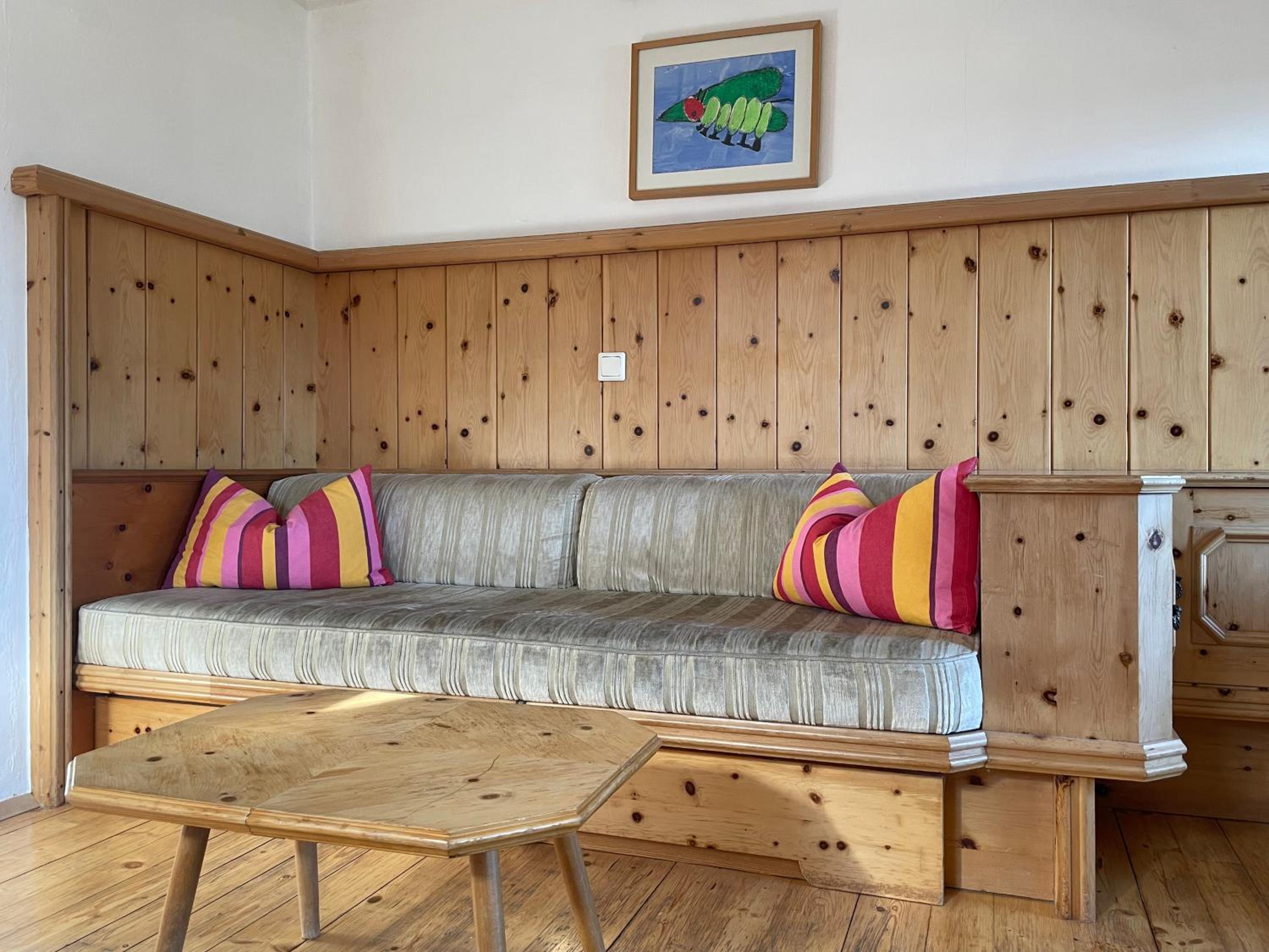 Two-Bedroom Apartment with Balcony (5 Adults)