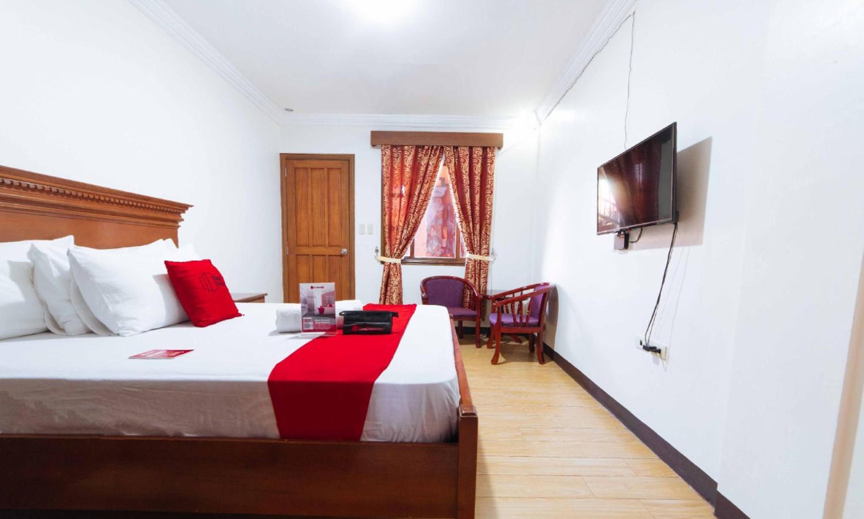 Standard Double Room - Photo 7