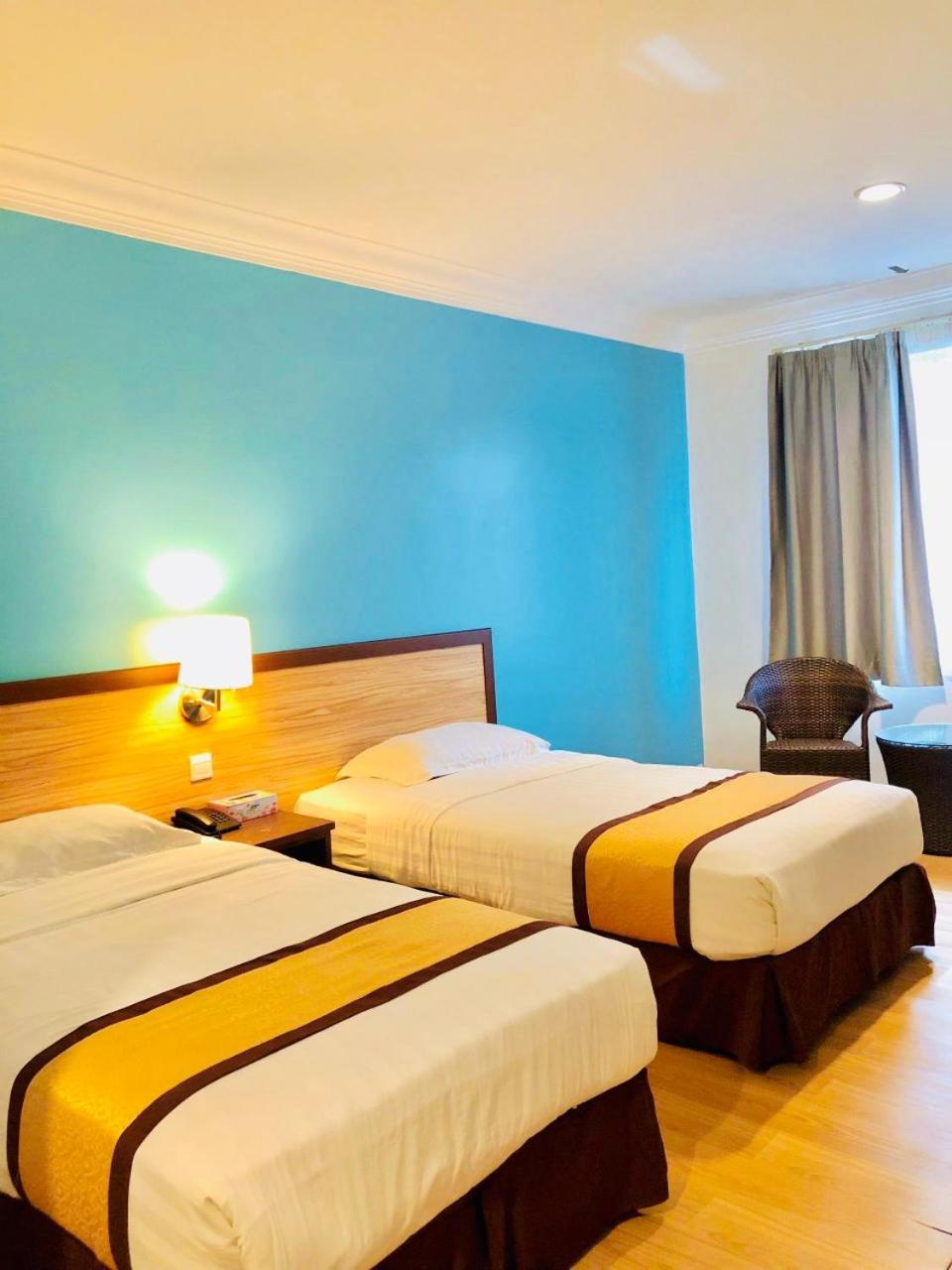 Deluxe Twin Room photo 2