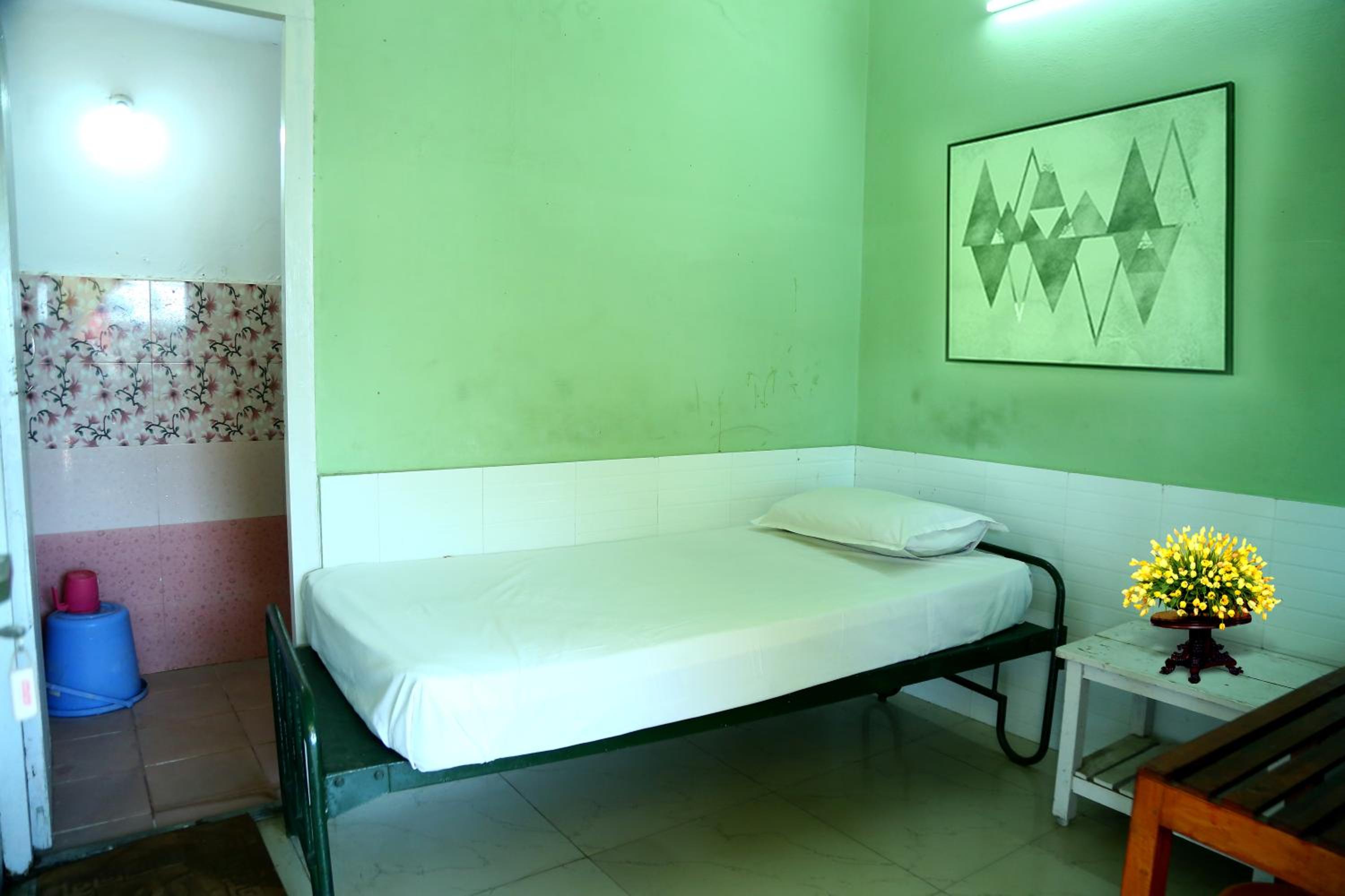 Economy Single Room photo 1