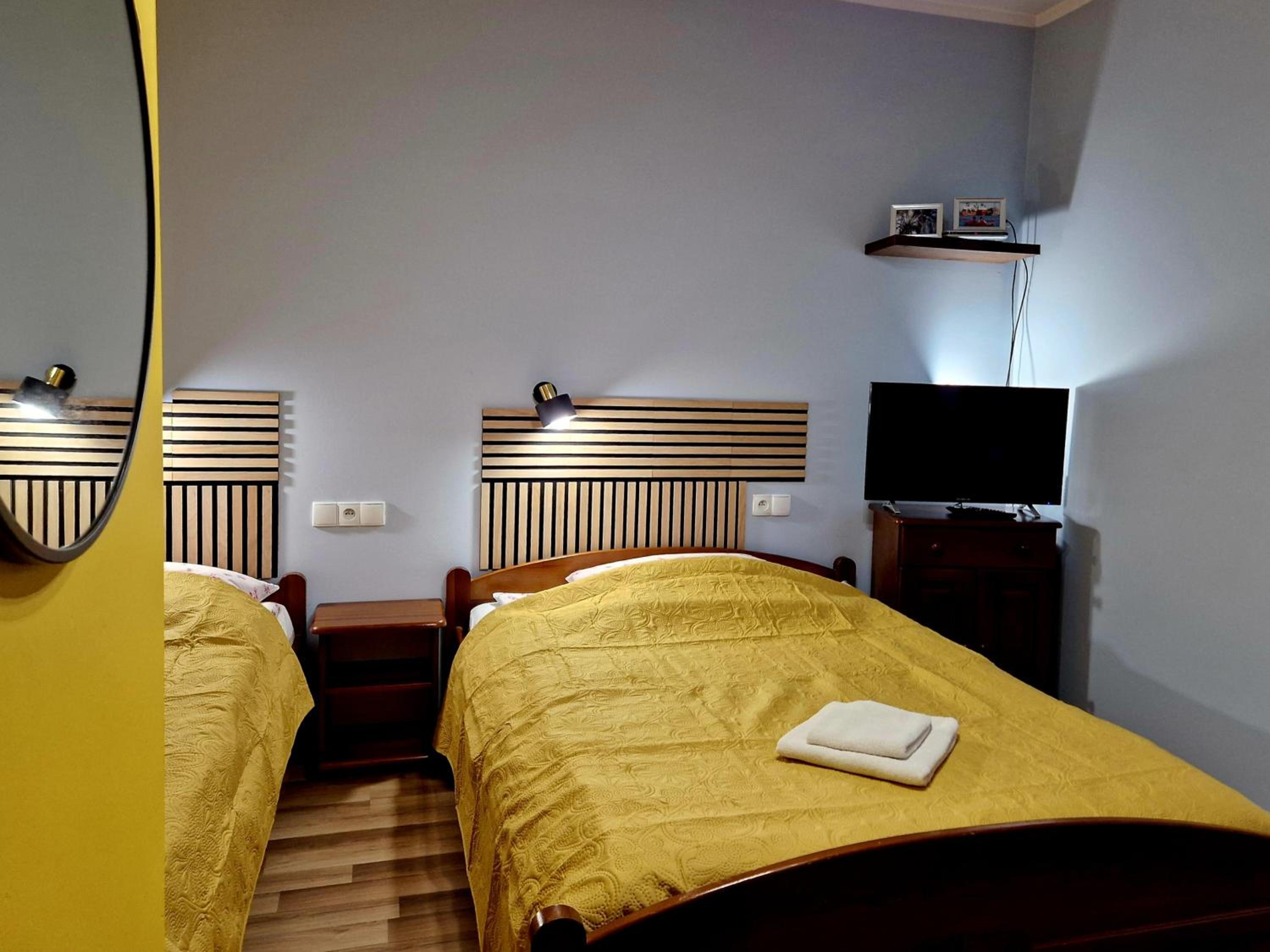 Double or Twin Room - Photo 19