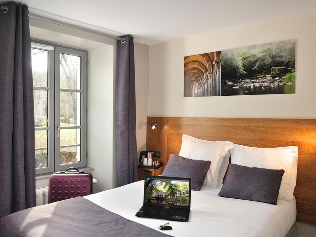 Standard Queen Room photo 2