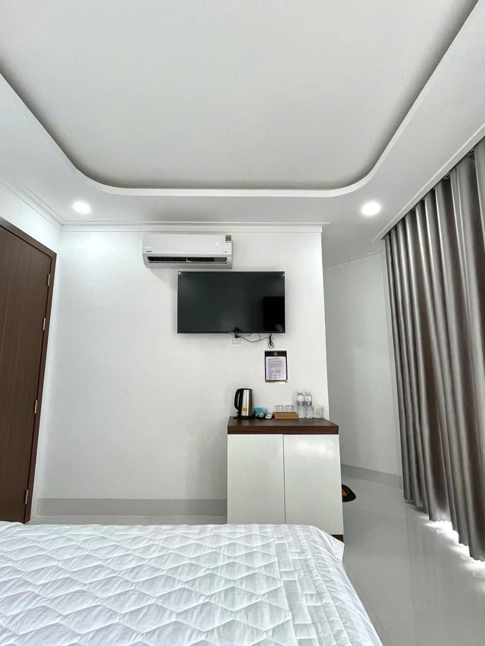 Twin Room With Bathroom photo 3