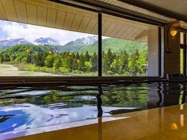 Japanese-Style Family Room with Mountain View - Non-Smoking photo 3