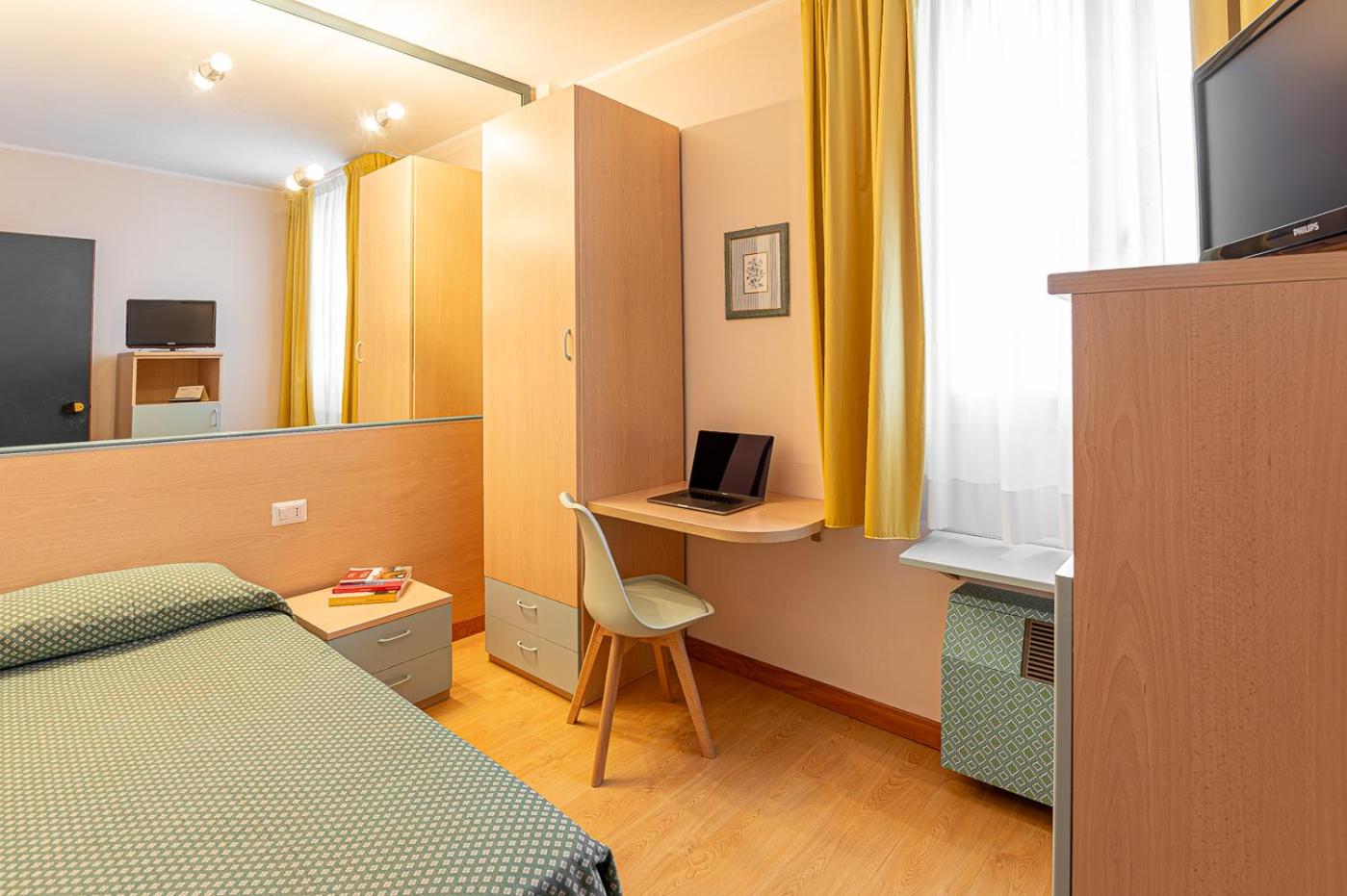 Budget Single Room