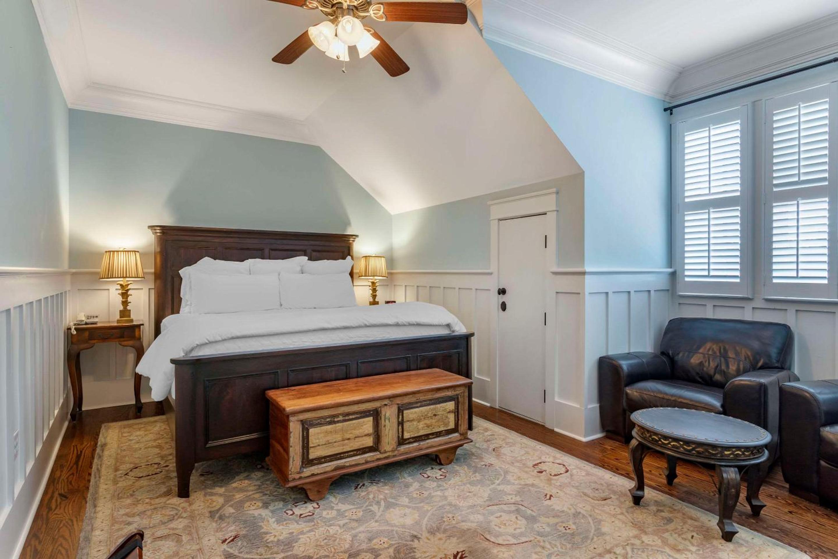 King Room with Balcony
