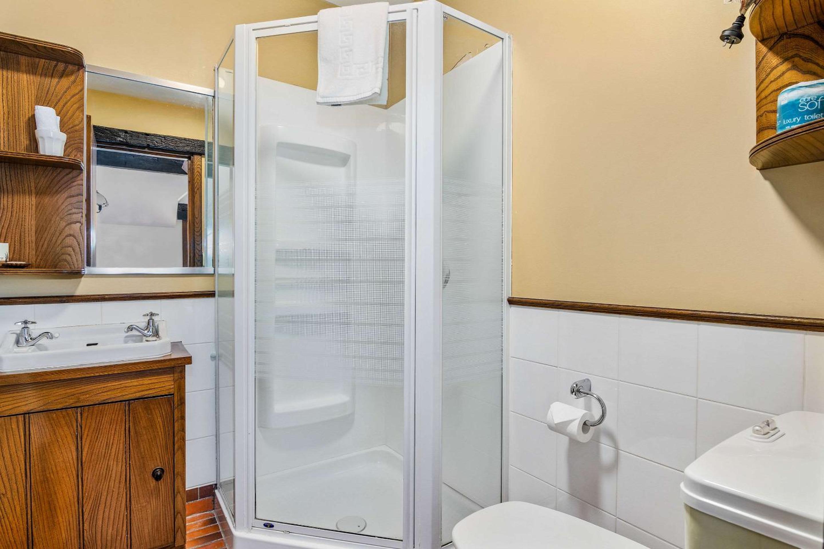 Standard Single Room - Non-Smoking