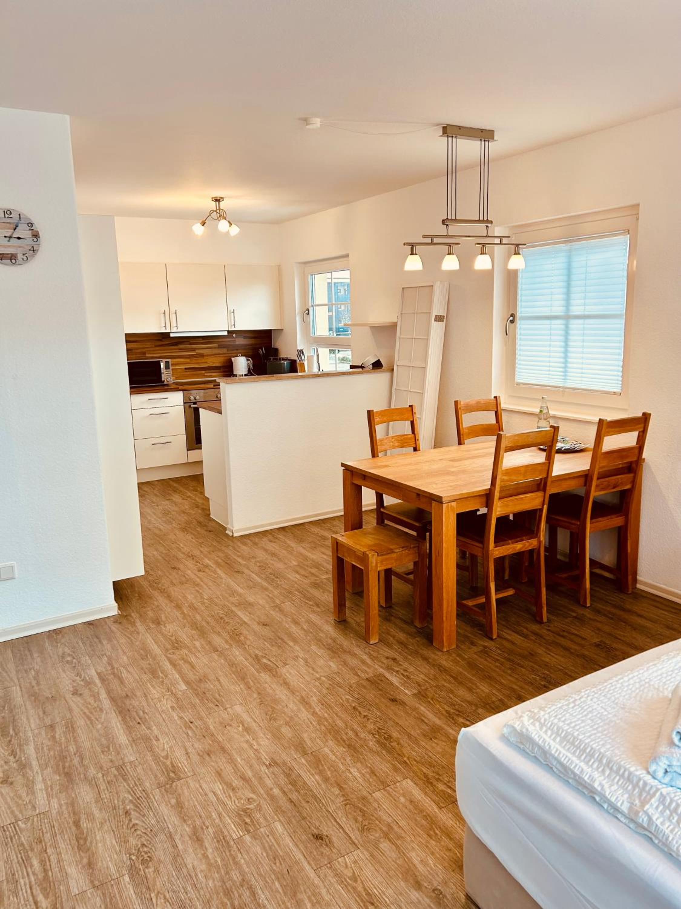 Two-Bedroom Apartment - Photo 3