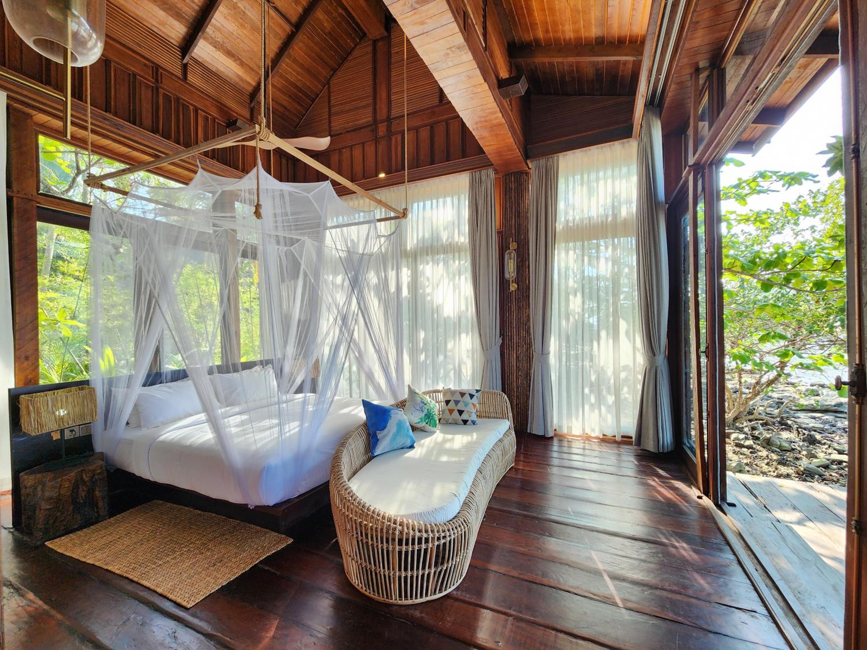 Family Suite Beach Villa Three Units  - Photo 10