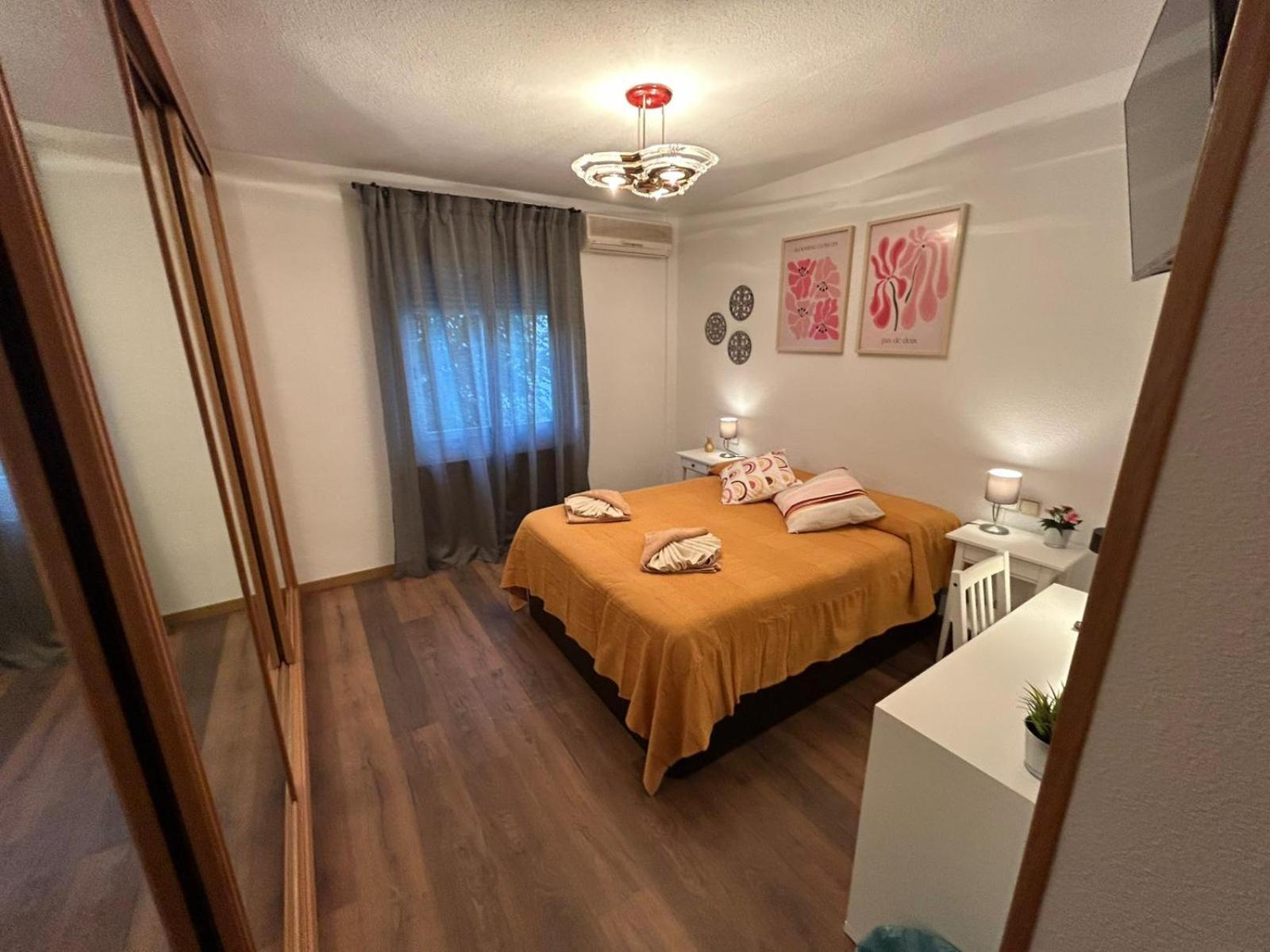 Habitación doble con baño compartido