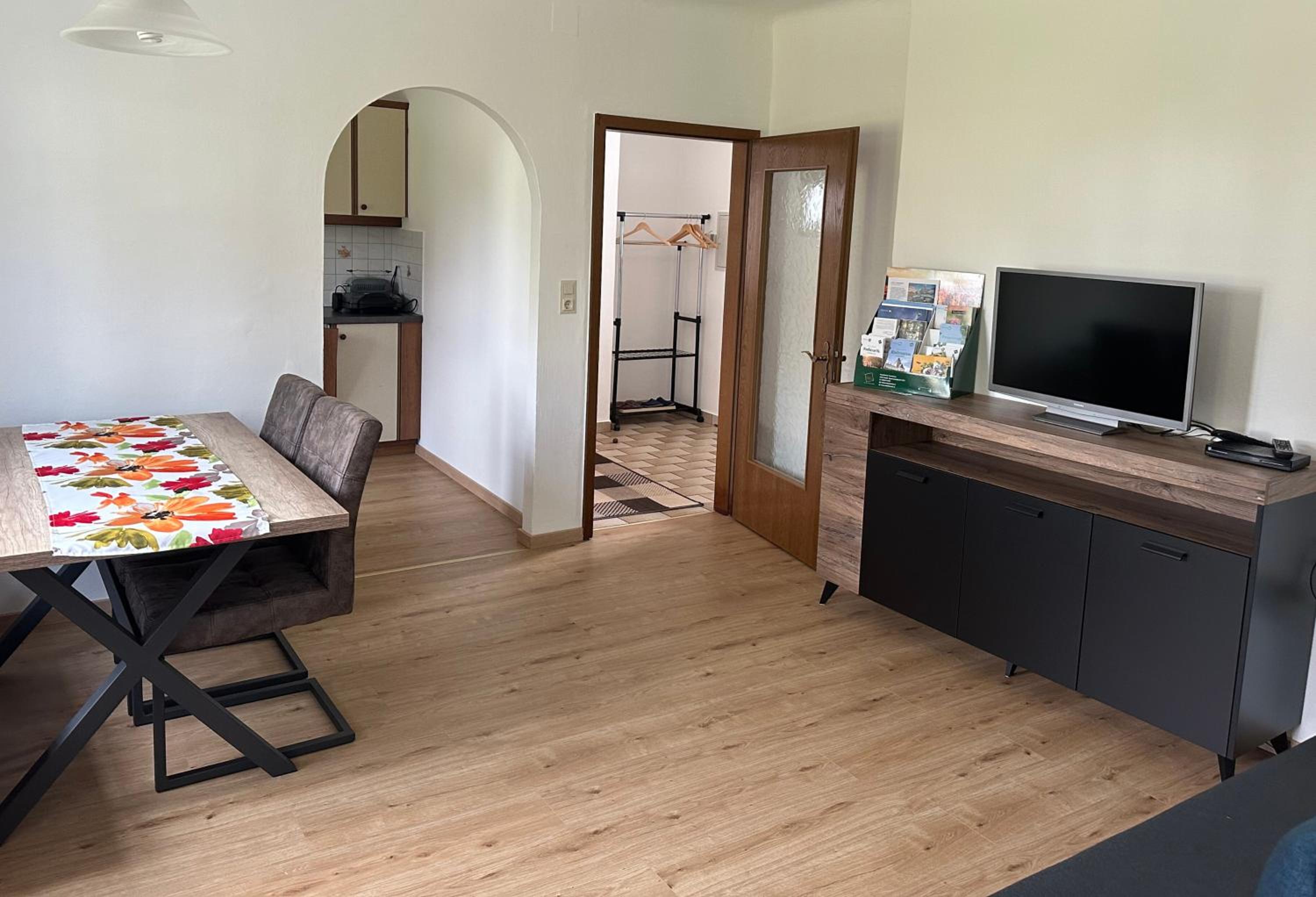One-Bedroom Apartment photo 2