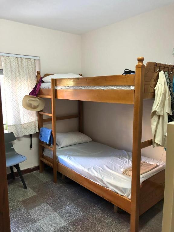 Basic Triple Room with Shared Bathroom