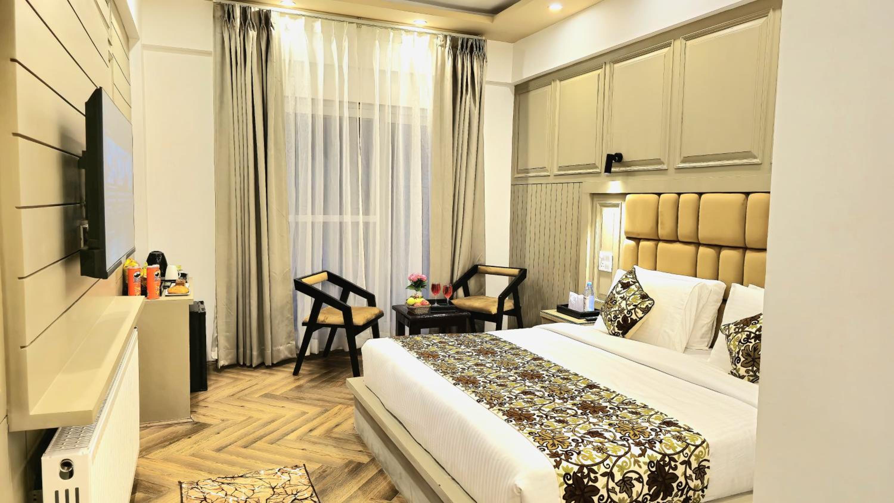 King Room With Balcony