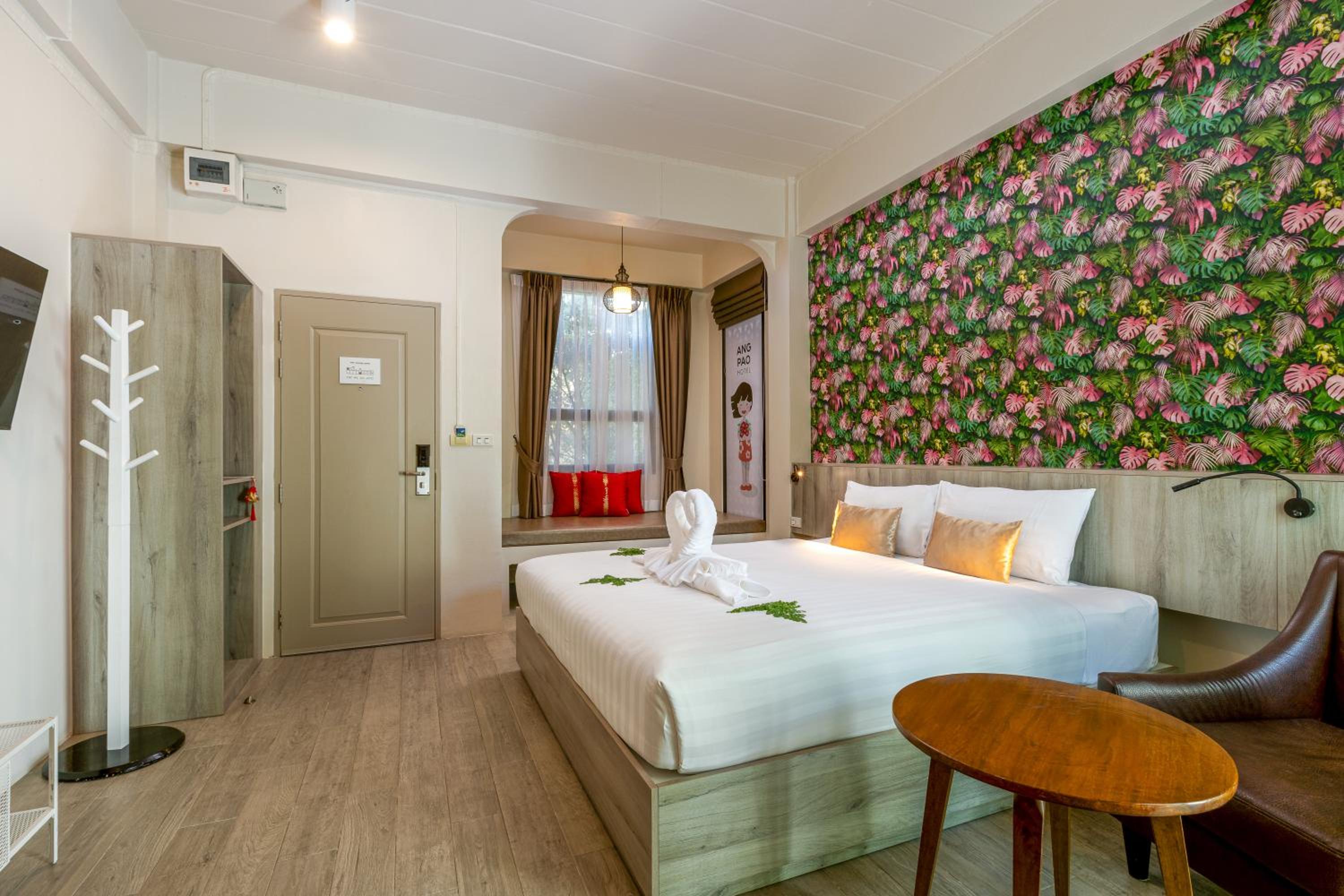 Superior King Room photo 2