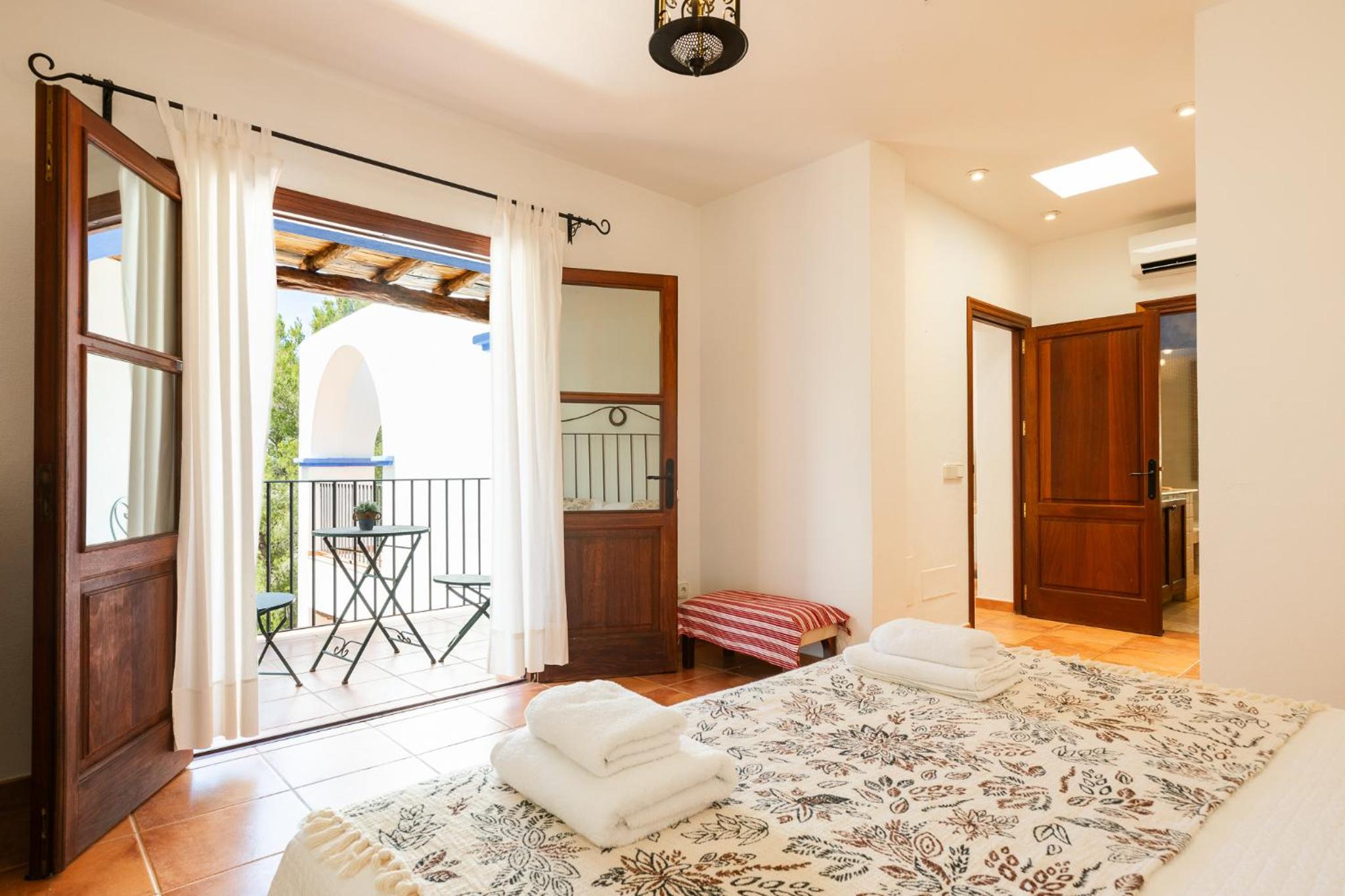 Villa with Private Pool photo 3