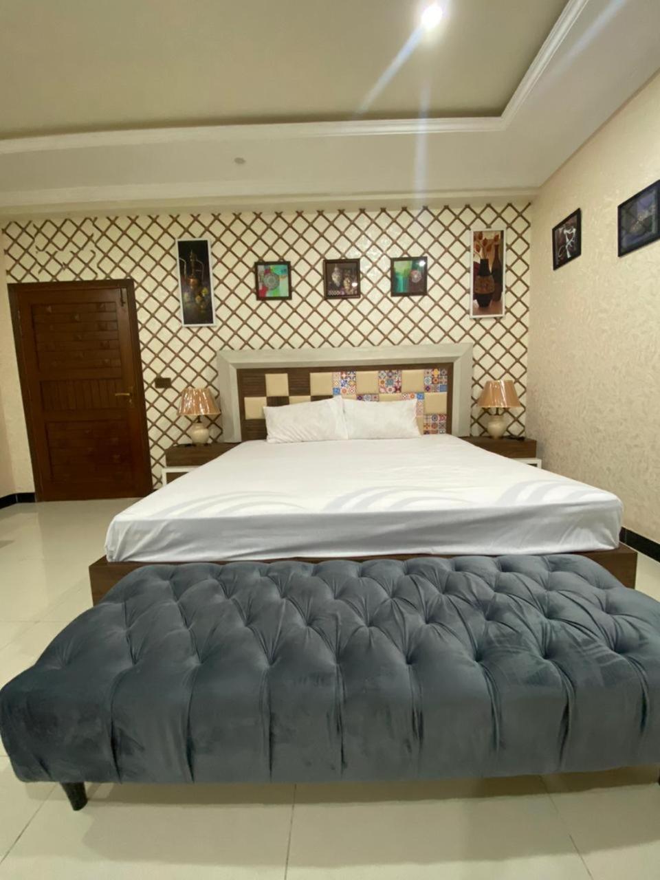 One-Bedroom Apartment with Balcony photo 1