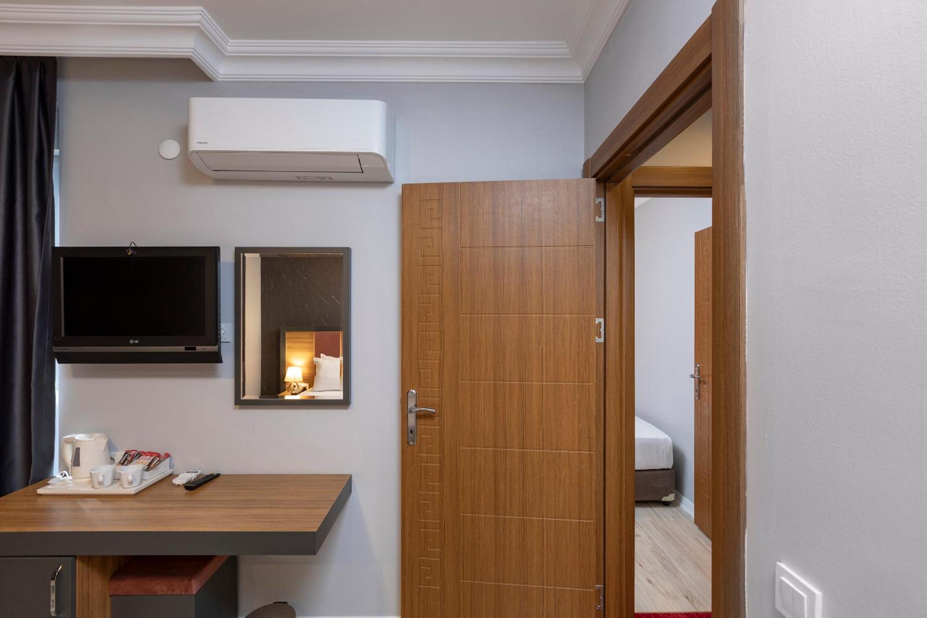 Triple Room photo 2