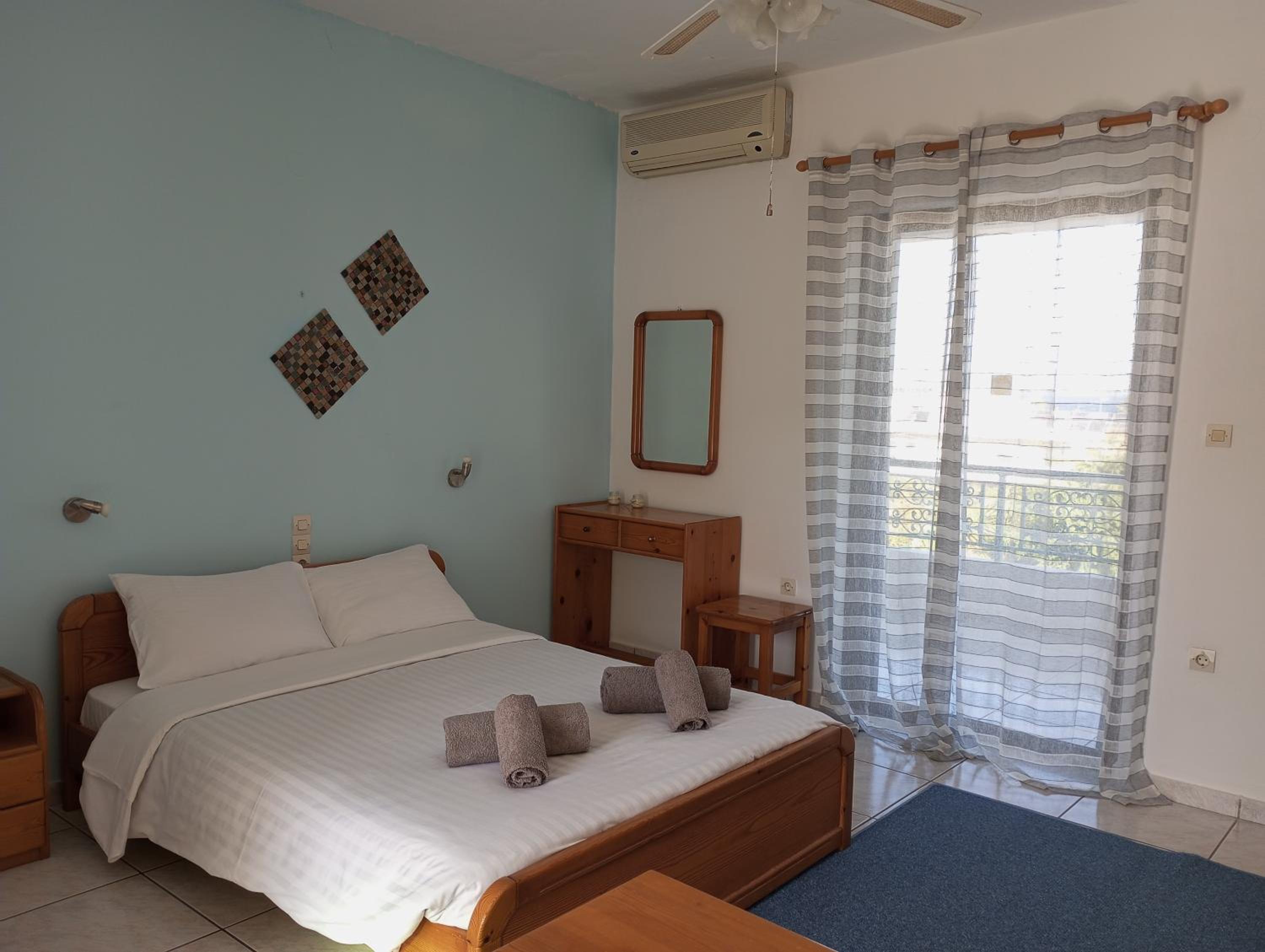 Double Room with Pool View