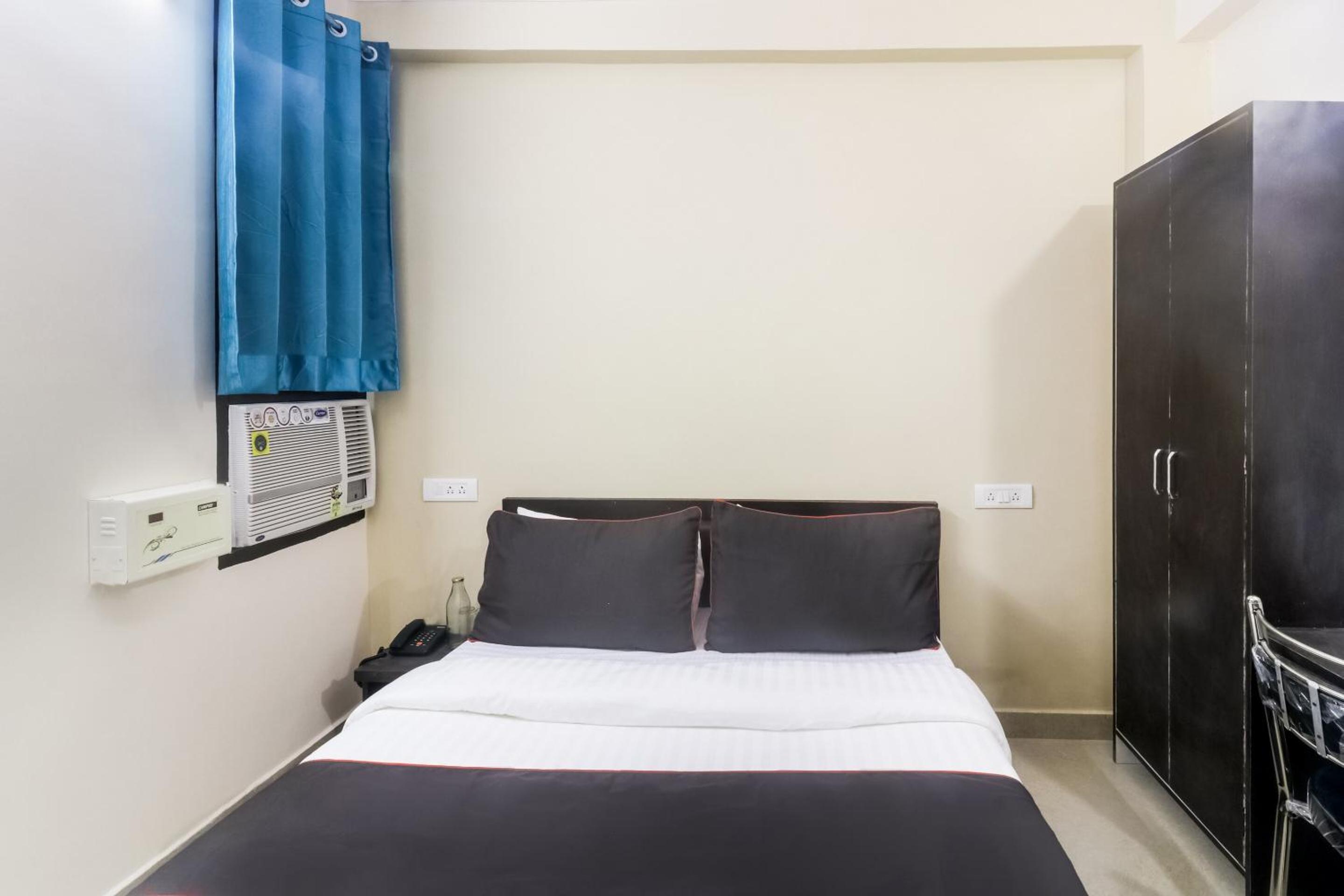 Standard Double Room photo 3