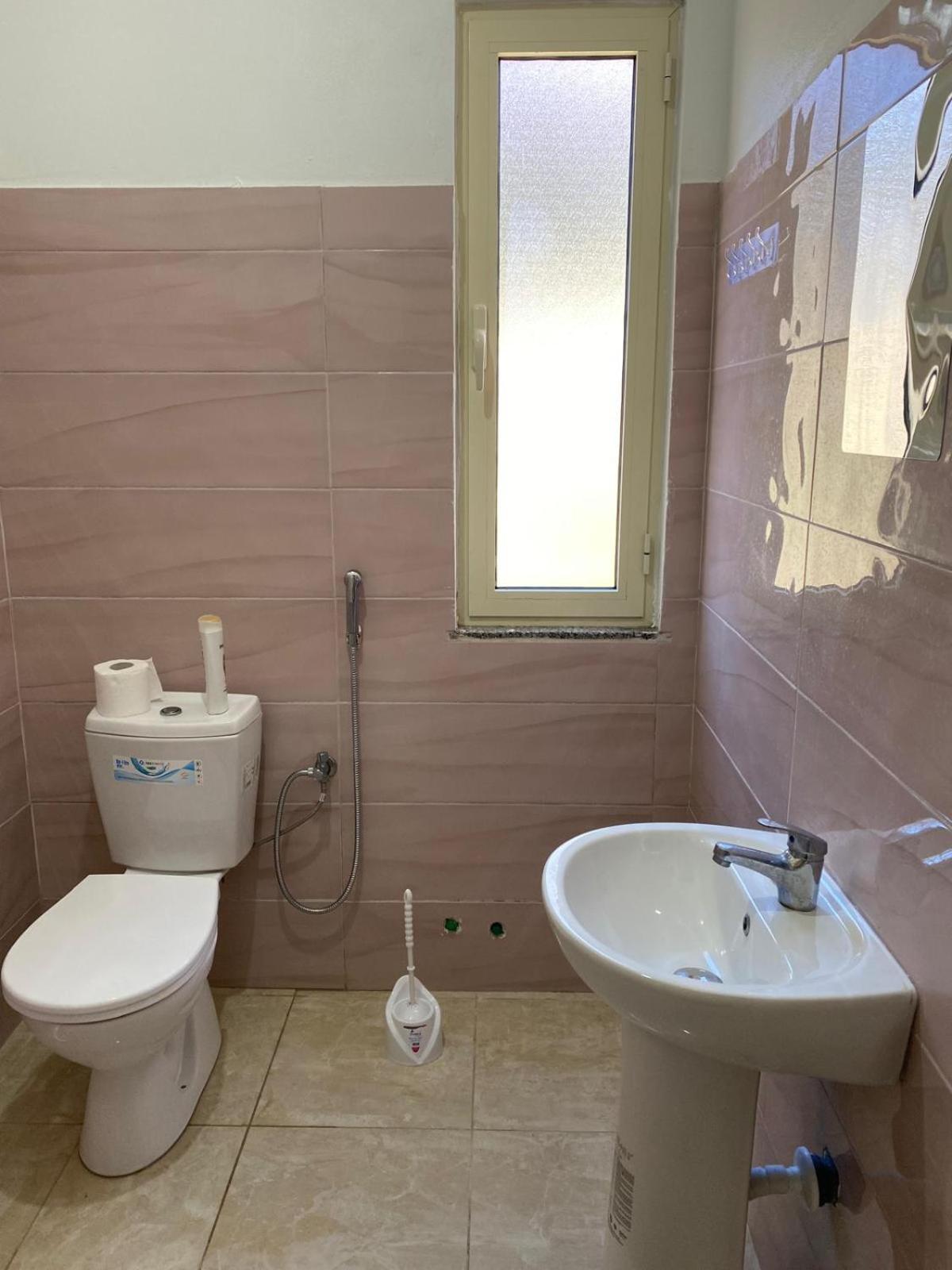 Basic Triple Room photo 2