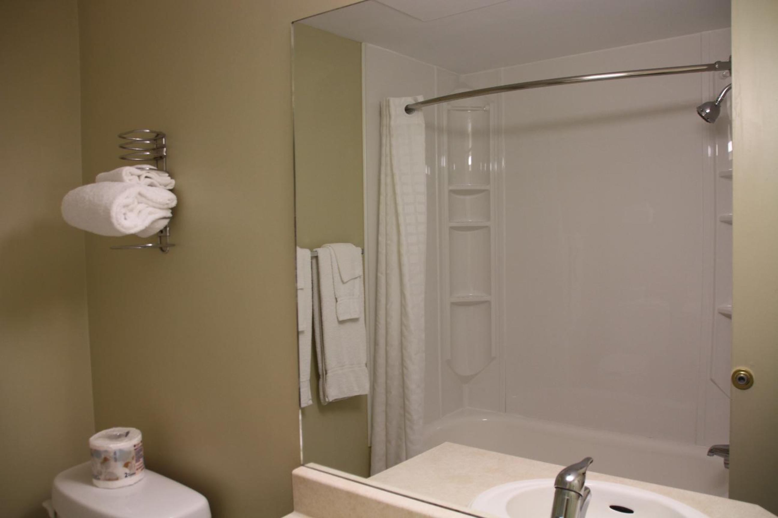 Double Room - Non-Smoking  - Photo 4