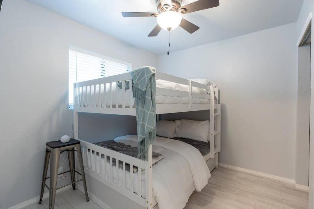 One-Bedroom House photo 2