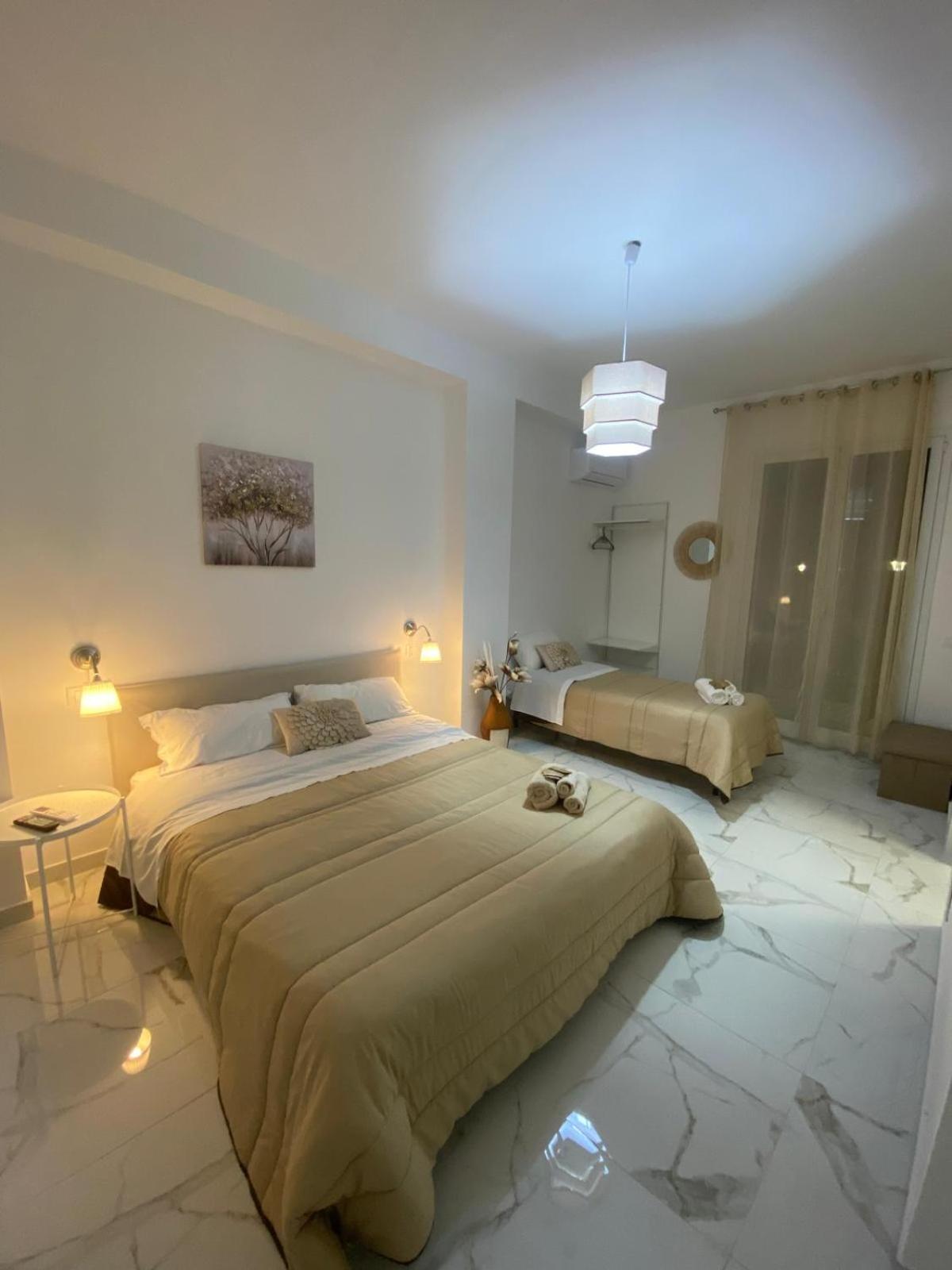 Triple Room with Terrace