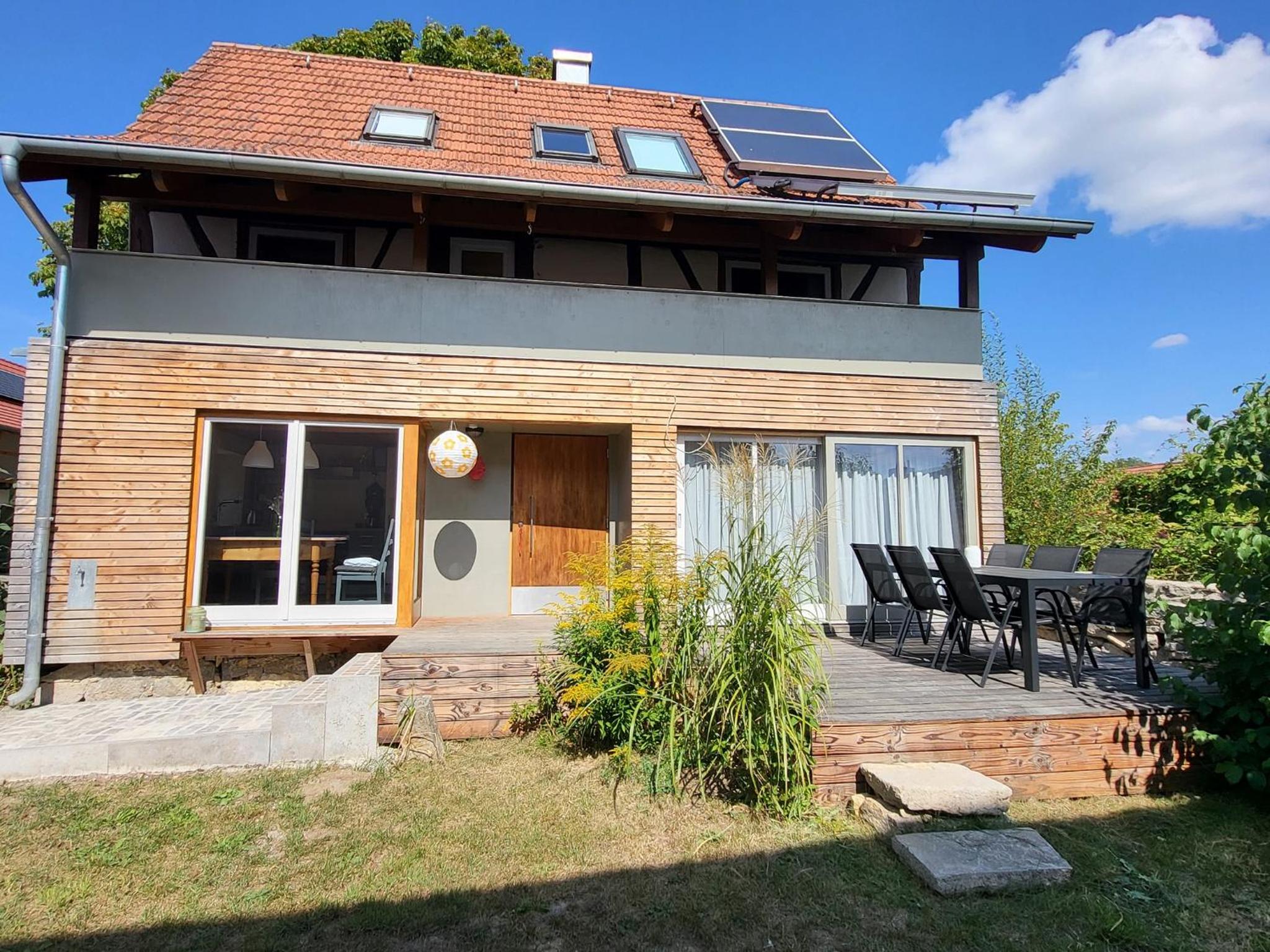 Three-Bedroom House photo 2