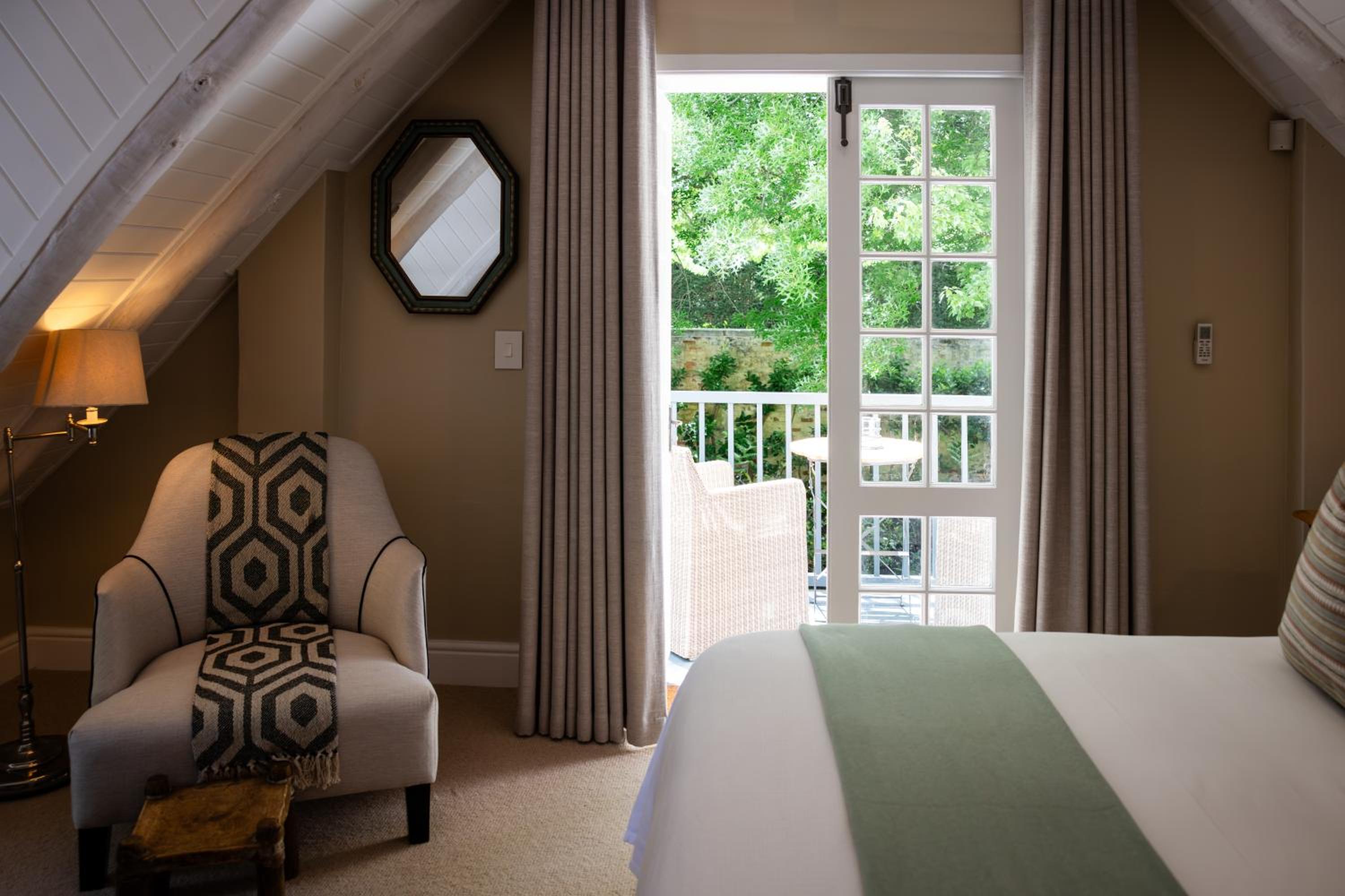 Deluxe Double Room with Balcony - Photo 1
