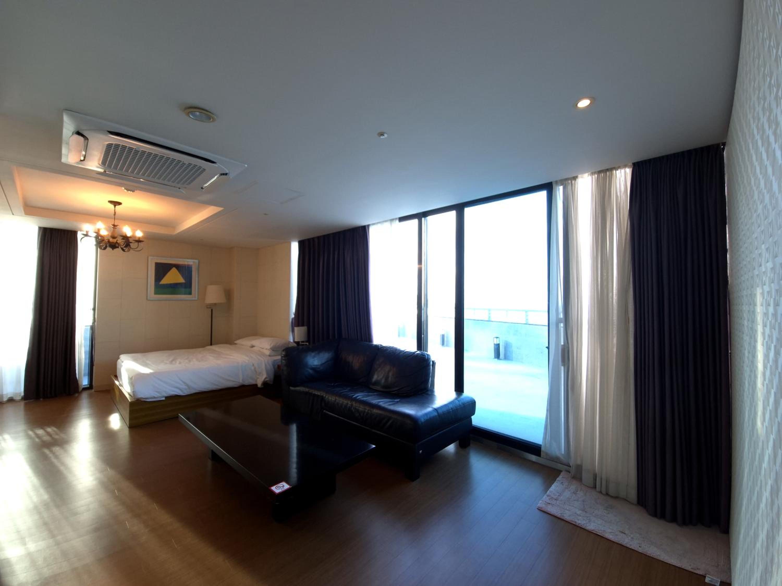 Presidential Suite photo 3