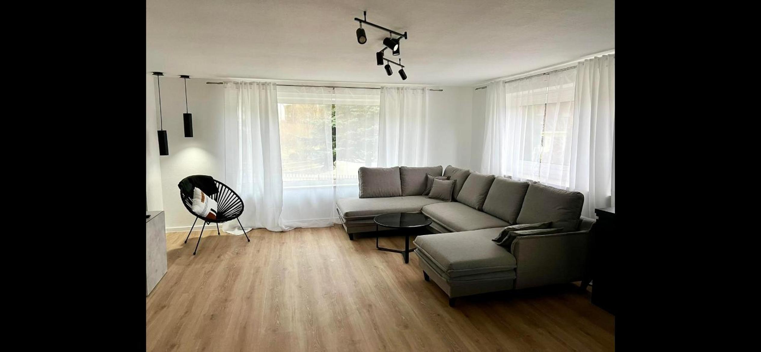Two-Bedroom Apartment With Shower  photo 3