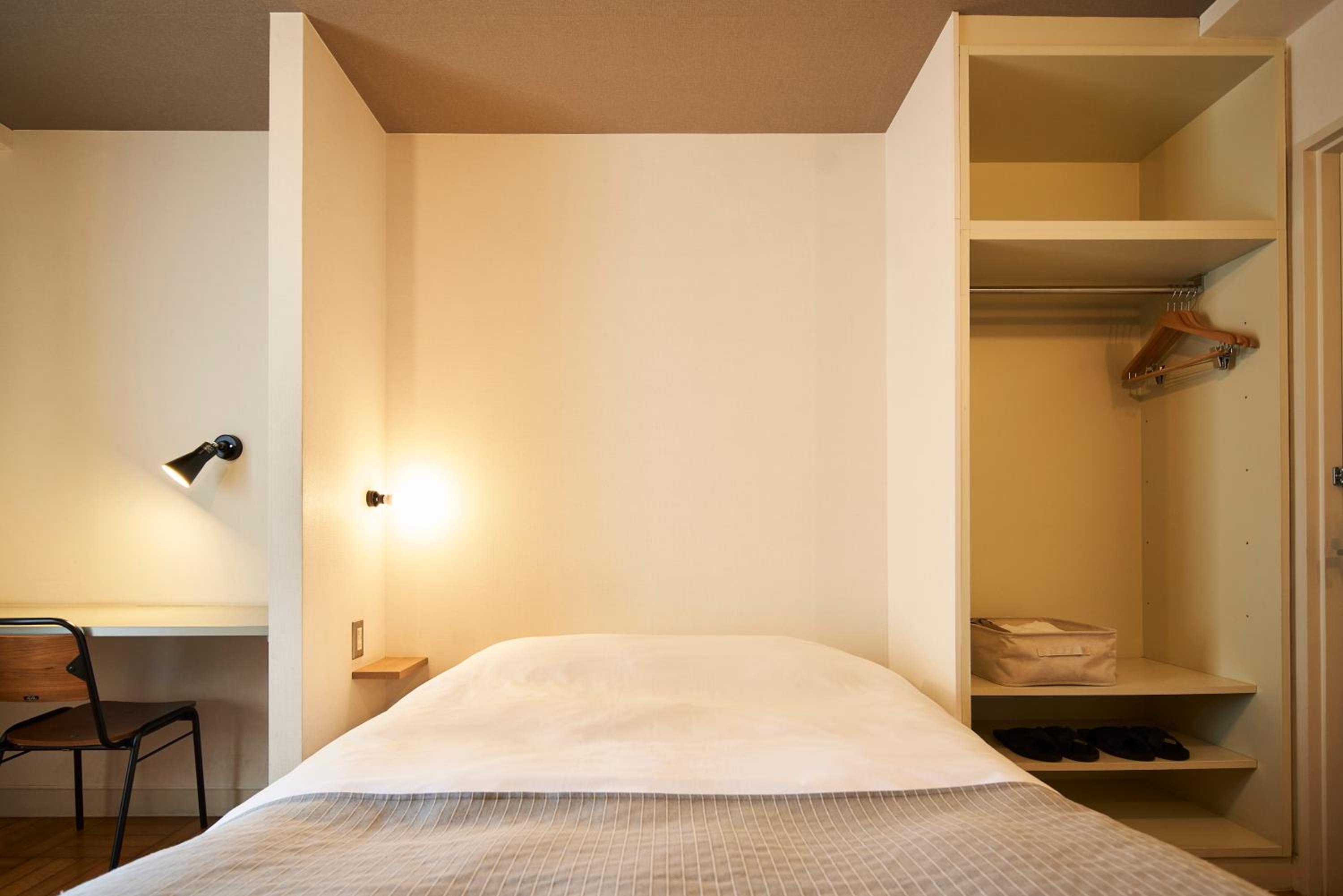 Double Room with Shared Bathroom  - Non-Smoking - No Daily Cleaning photo 1