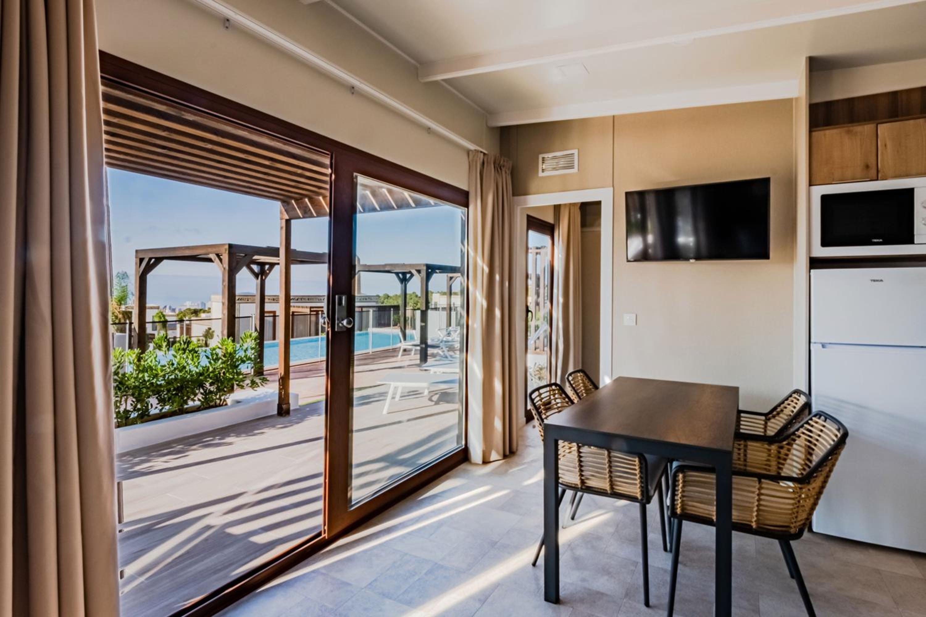 Premium Twin Villa with Sofa Bed, Balcony and Resort View photo 2