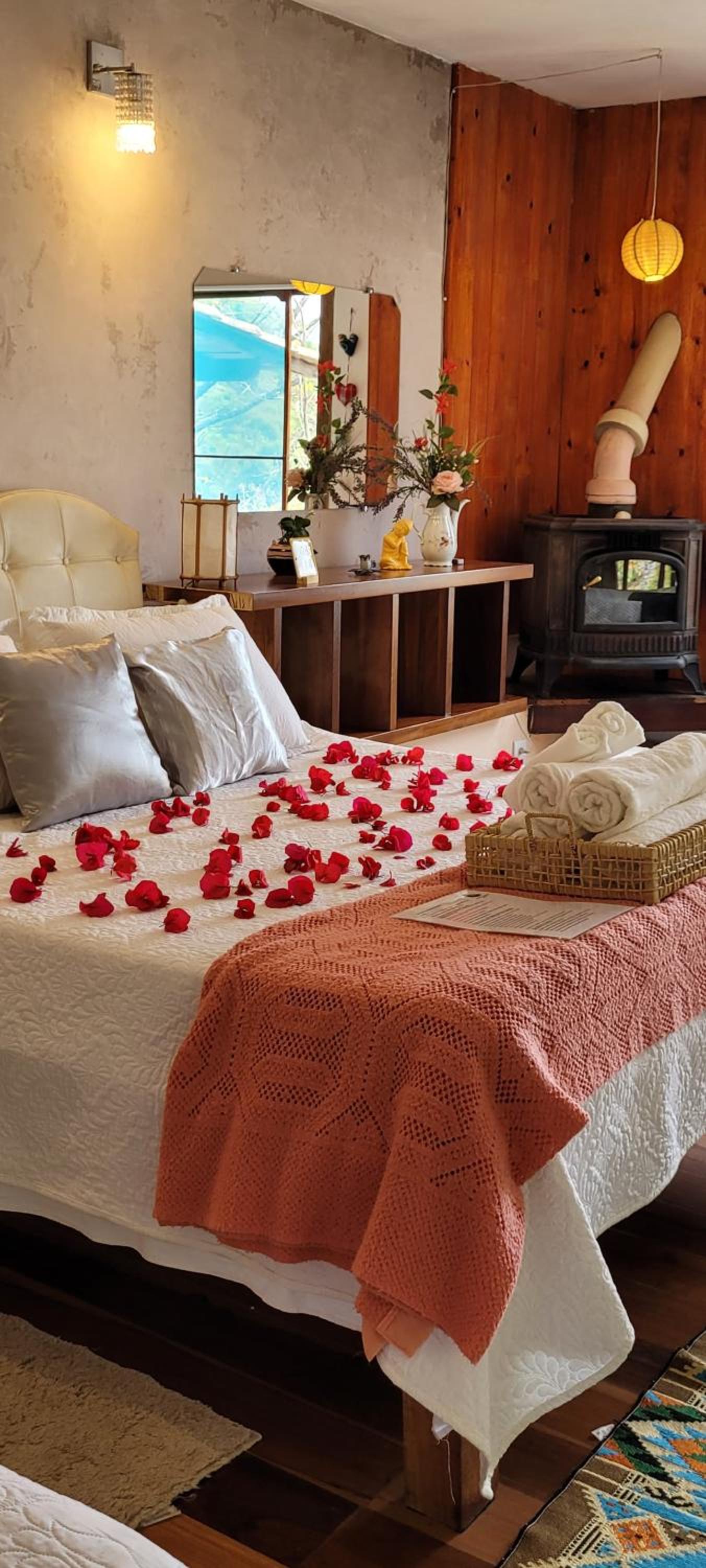 Suite with Spa Bath photo 1