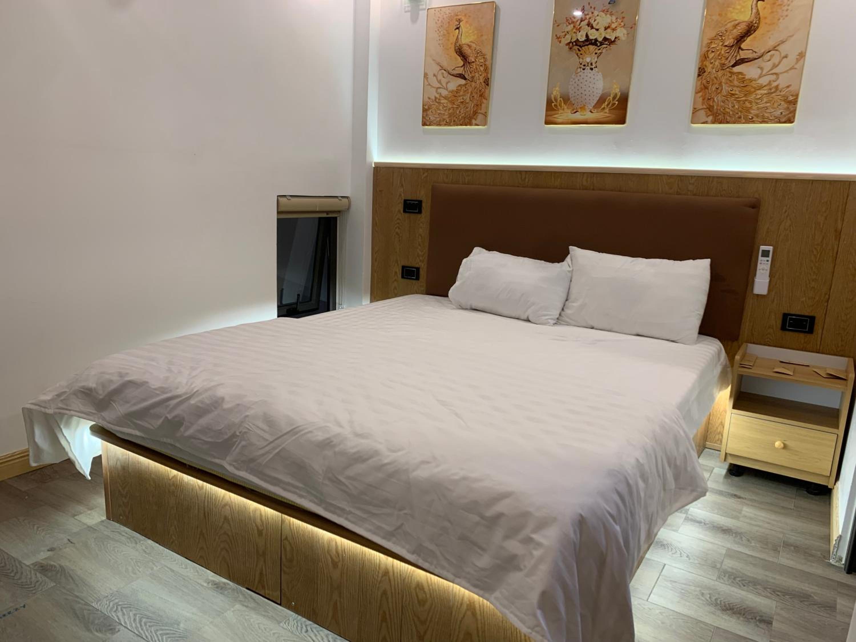 Double Room with Private Bathroom - Photo 4
