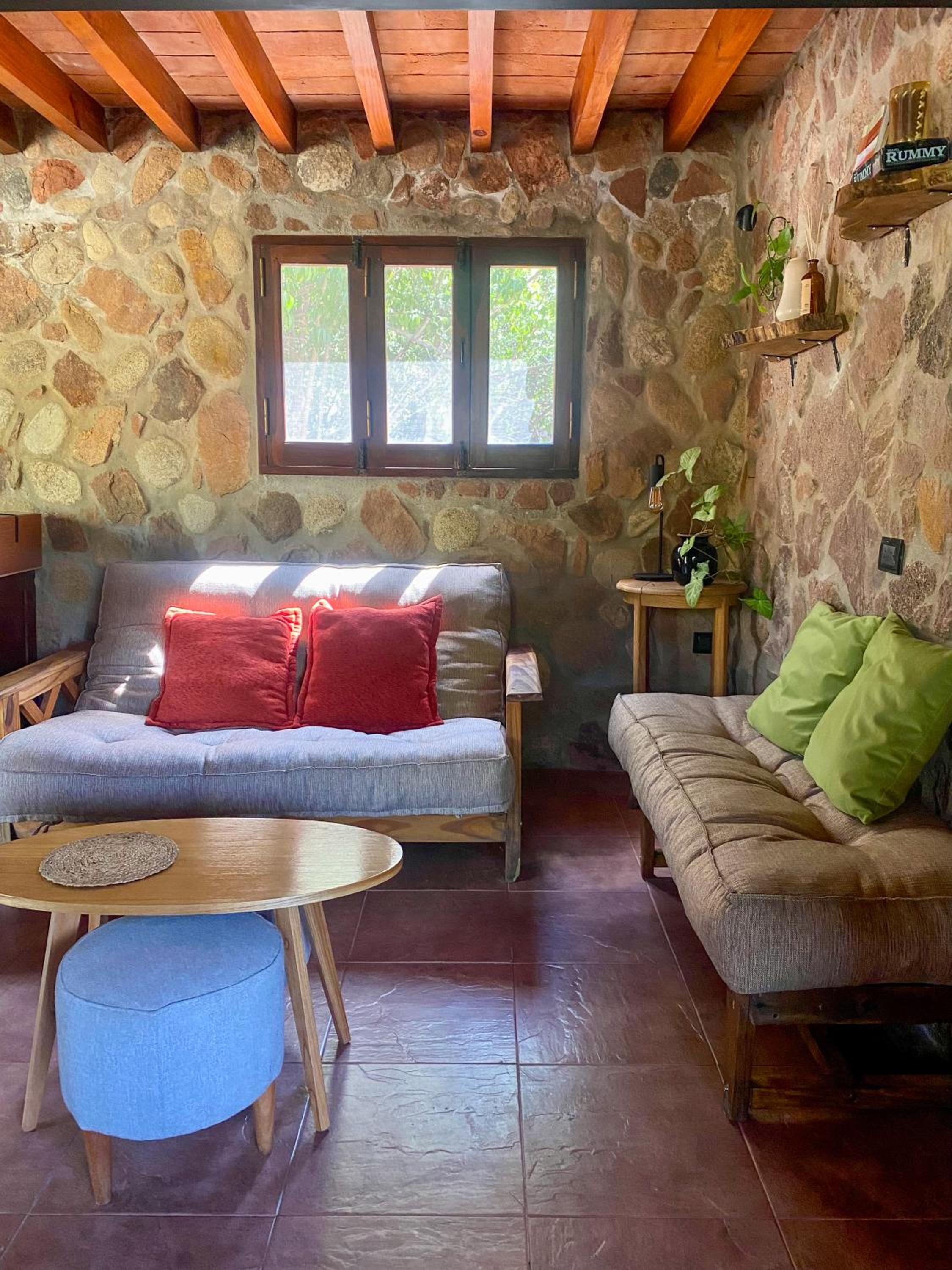 One-Bedroom House photo 1