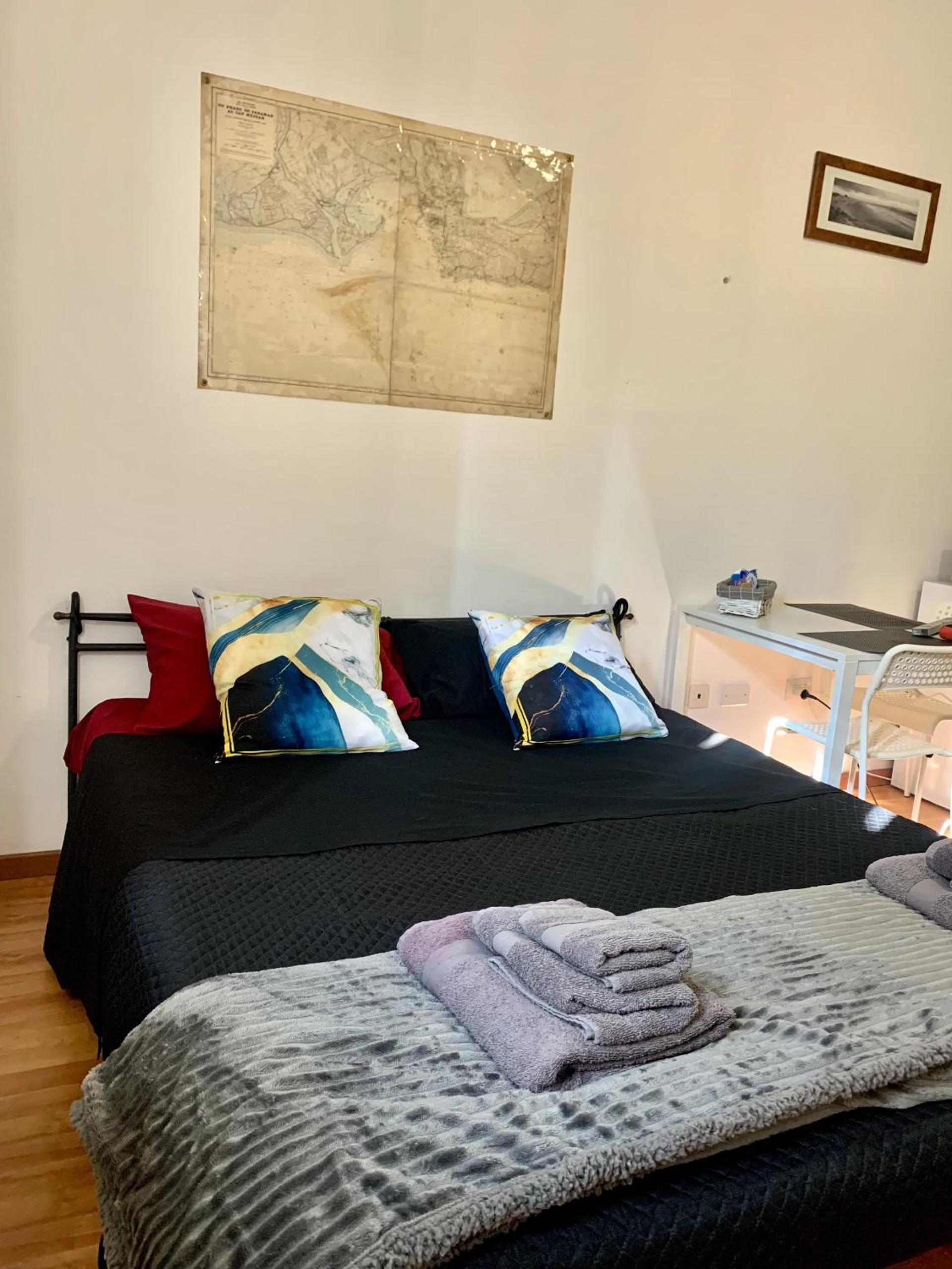 Standard Double Room photo 2