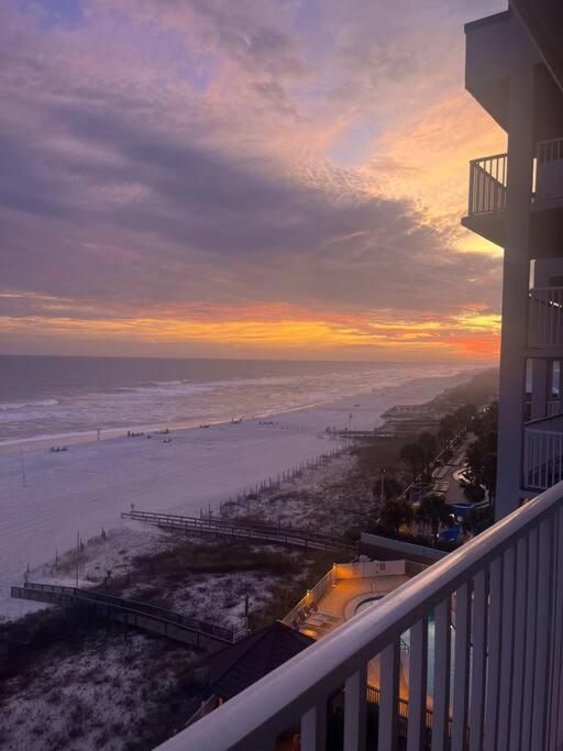 Three-Bedroom Apartment with Ocean View photo 2