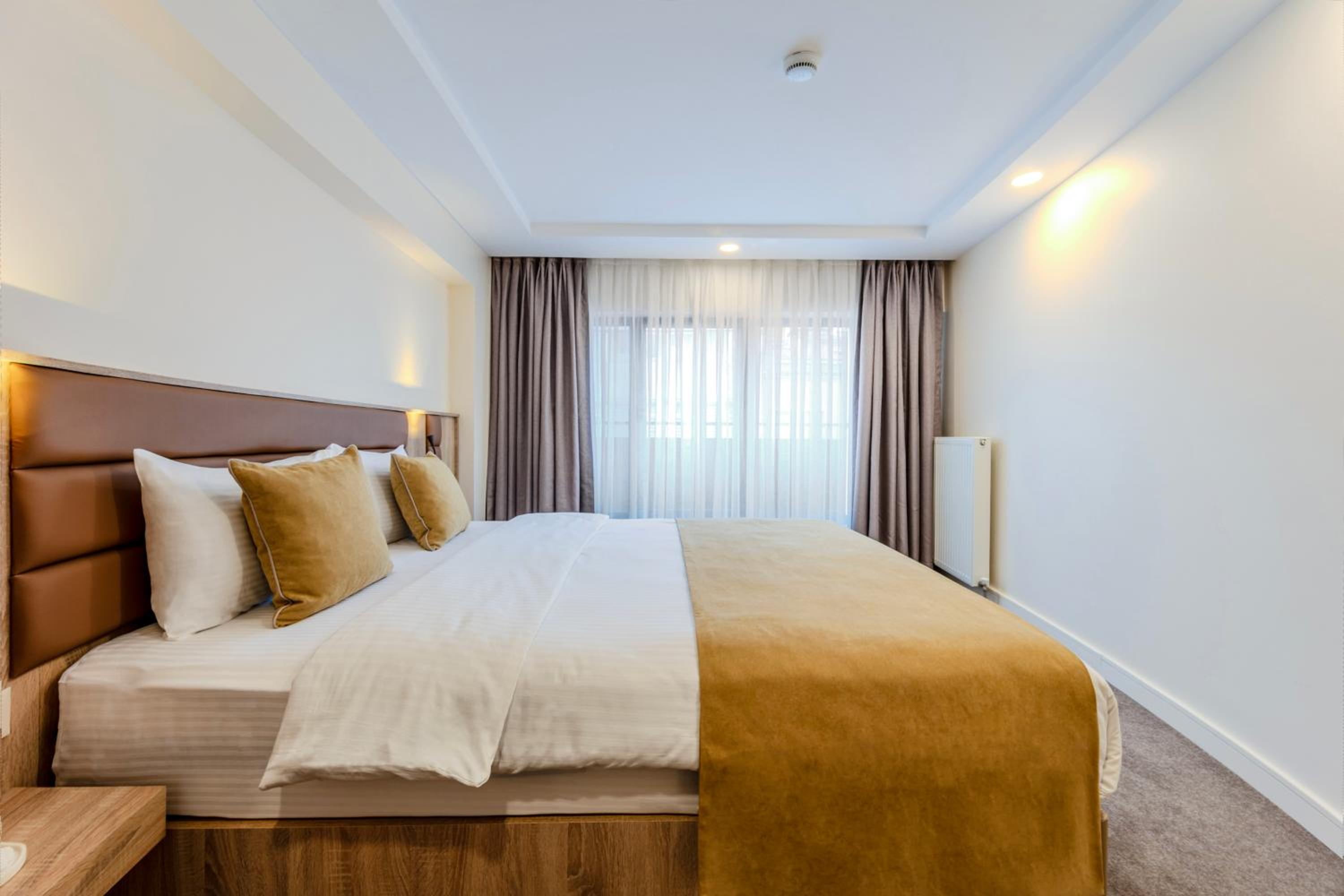 Superior King Room photo 1