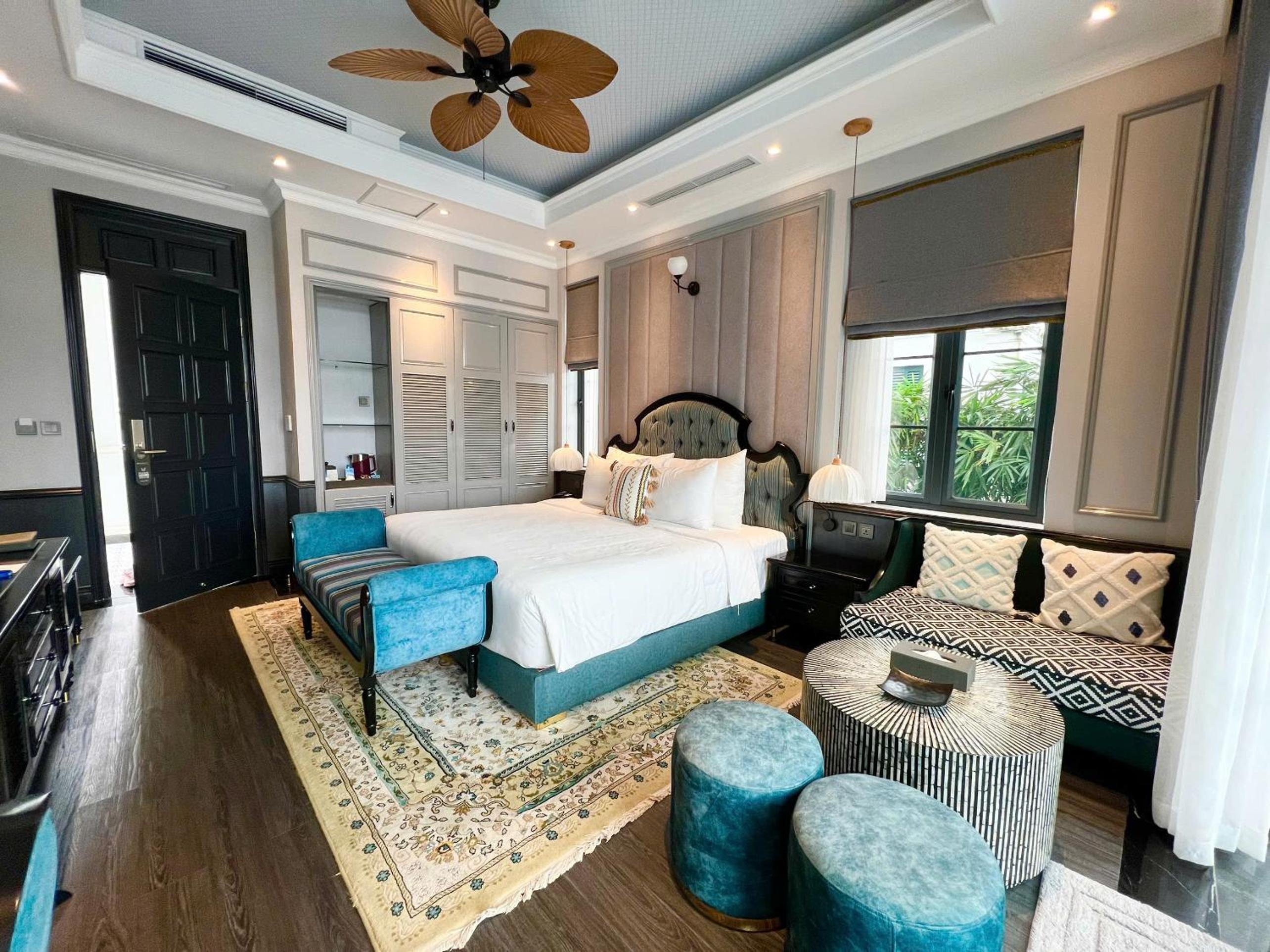 Suite with Lake View photo 1