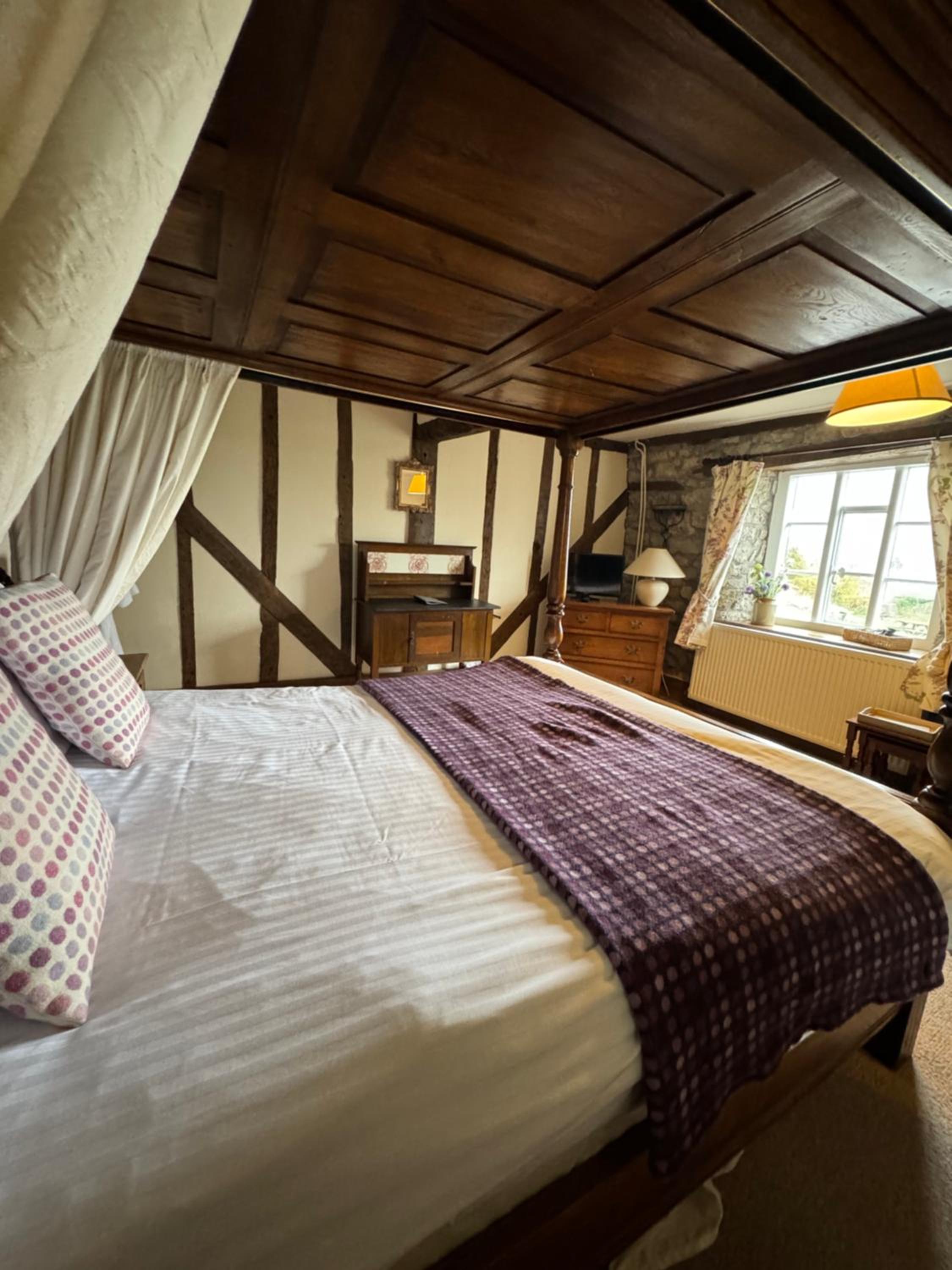 Double Room with Private External Bathroom photo 3