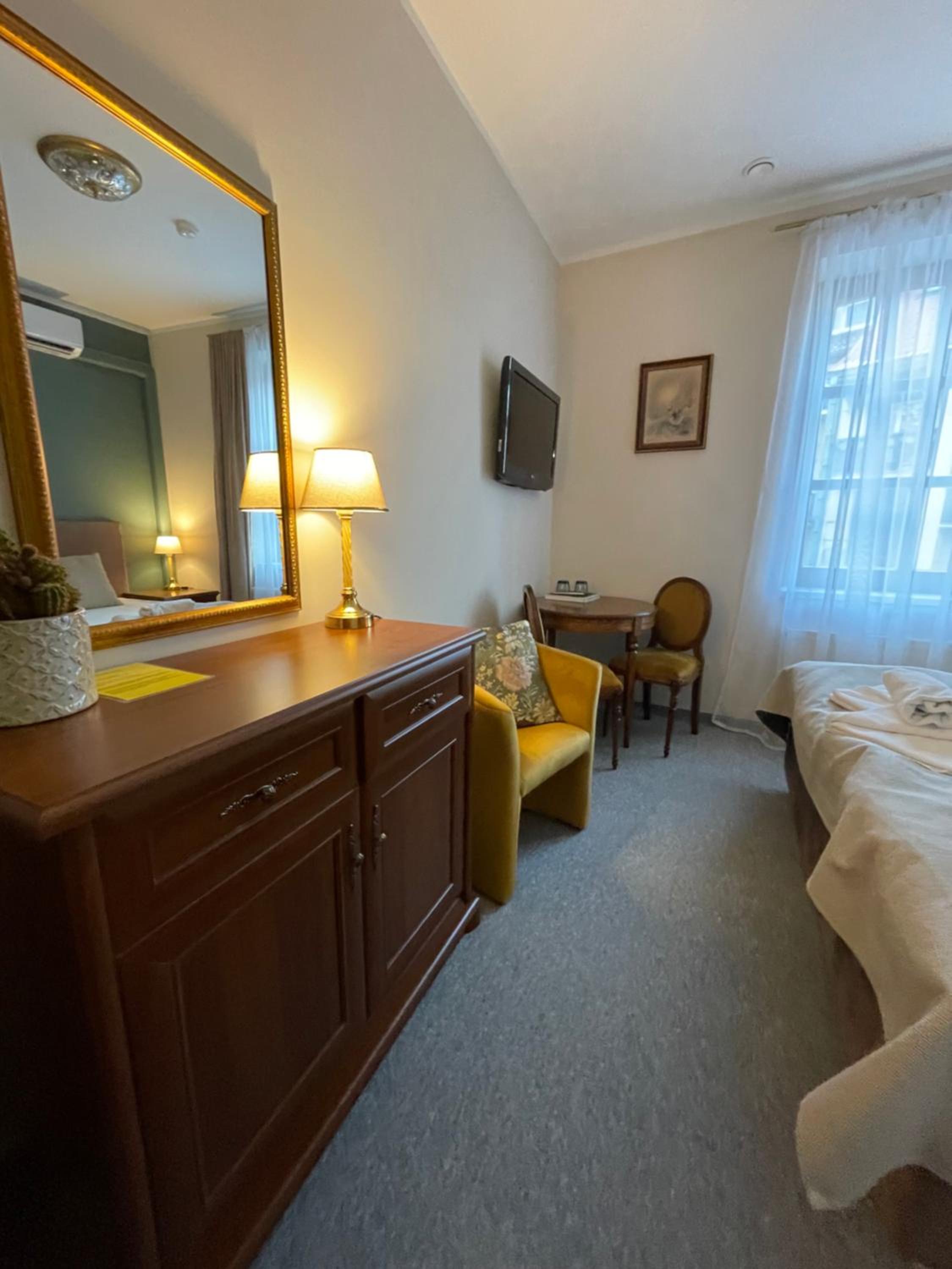 Luxury Double Room - Photo 3