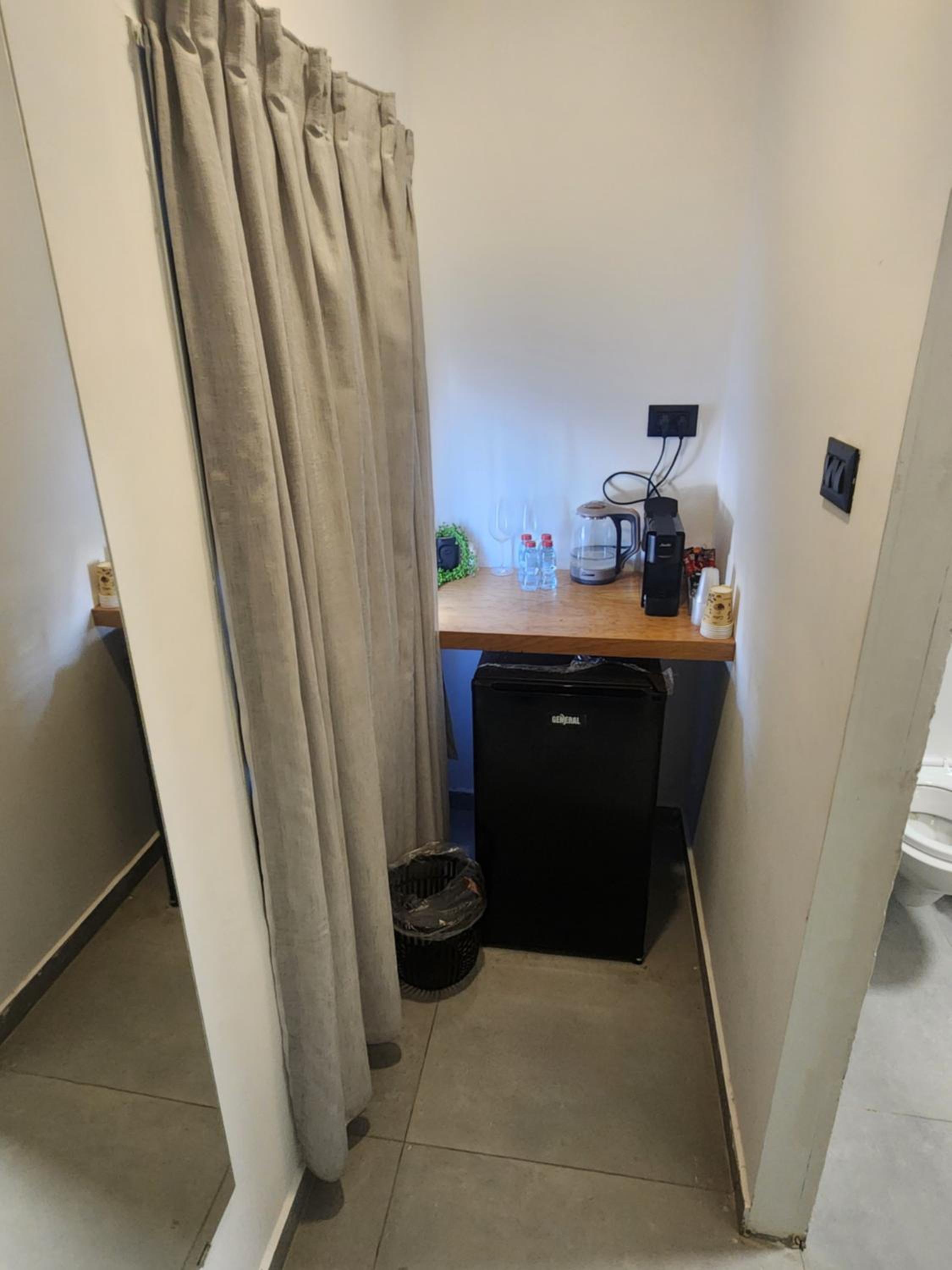 Double Room - Photo 5