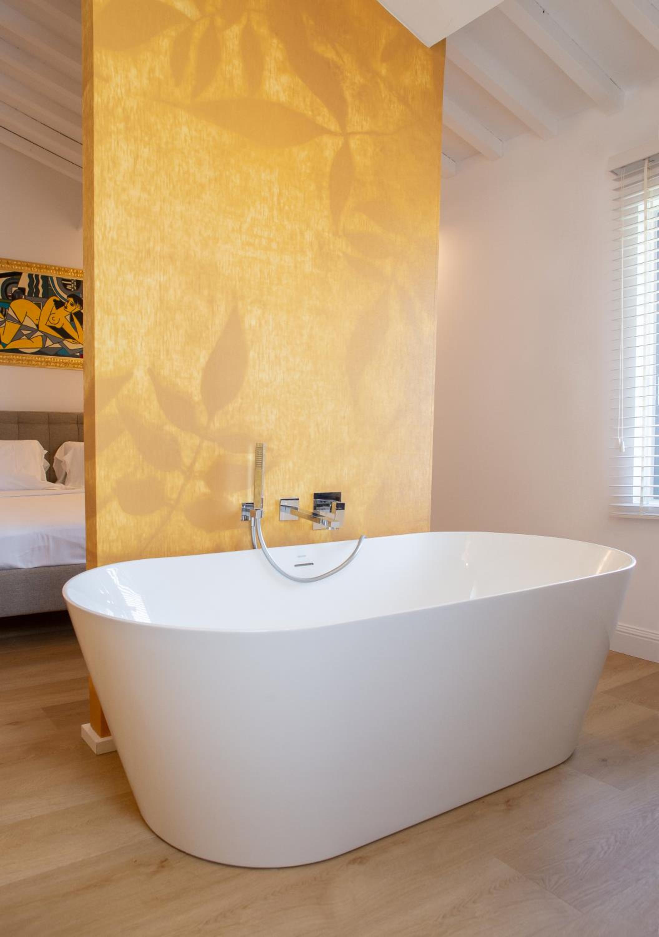 King Suite with Pool View photo 3