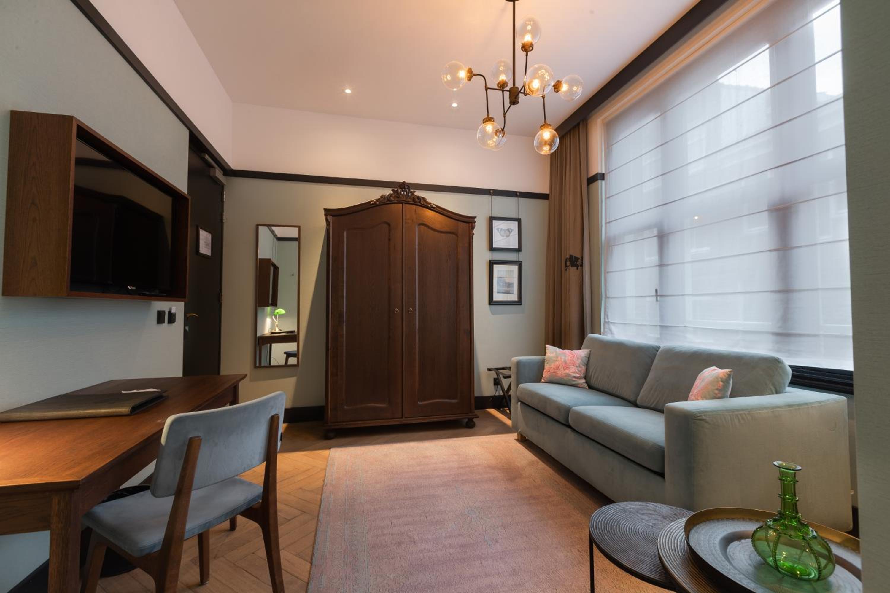 Junior Suite thumbnail 6