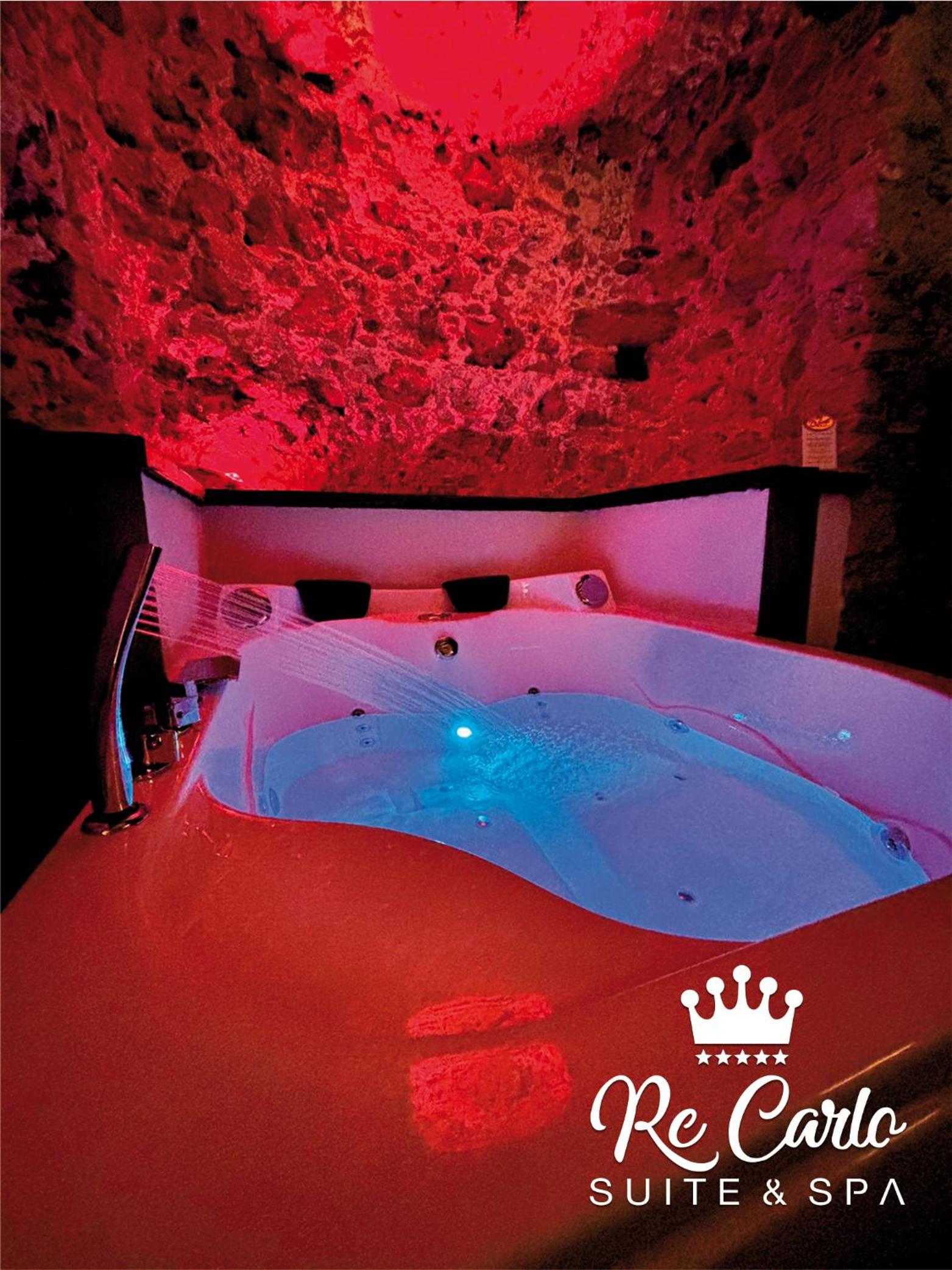 King Suite With Spa Bath photo 2